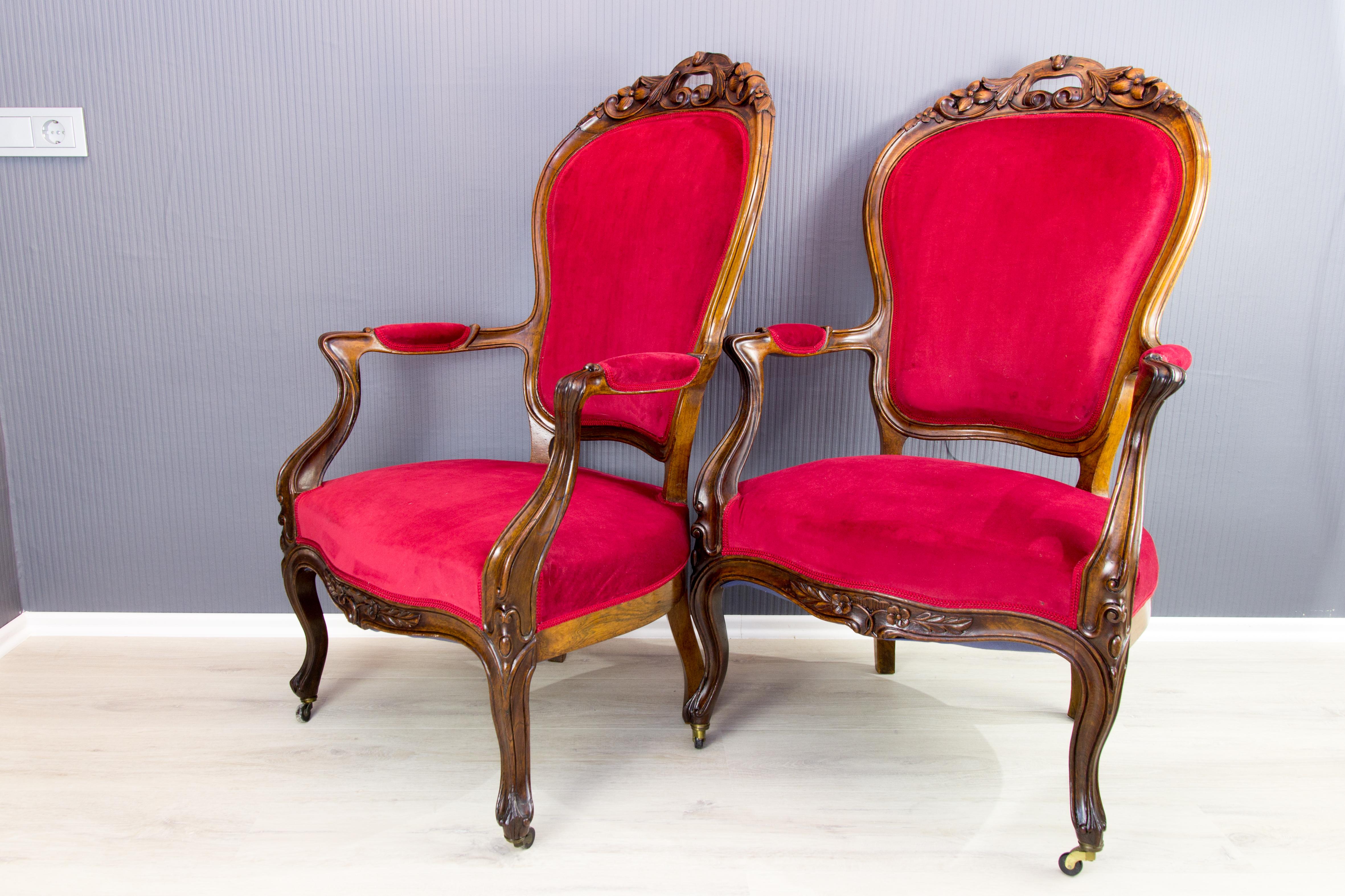 Pair of Louis XV Style French Fauteuil Walnut Armchairs 5