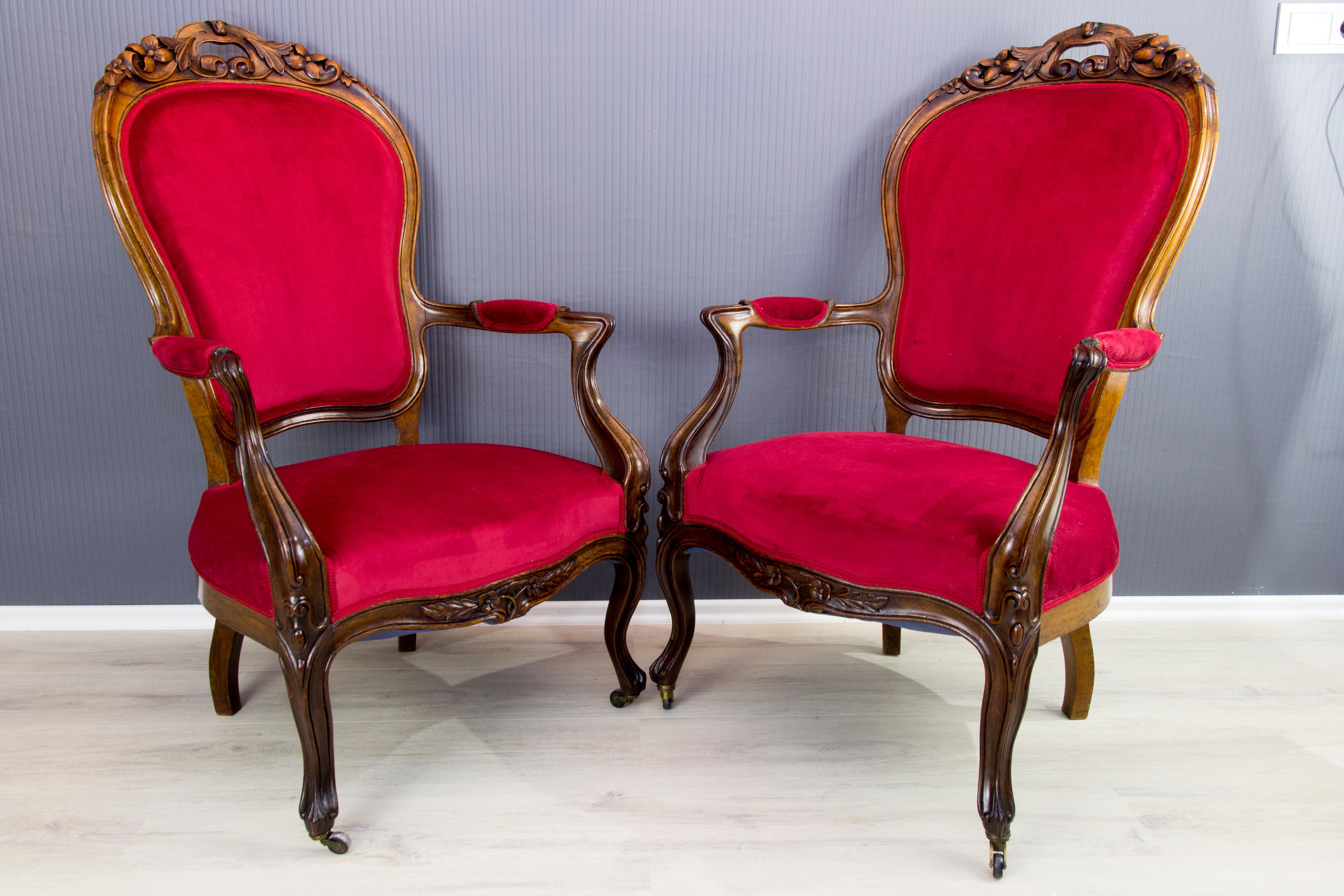 Pair of Louis XV Style French Fauteuil Walnut Armchairs 6