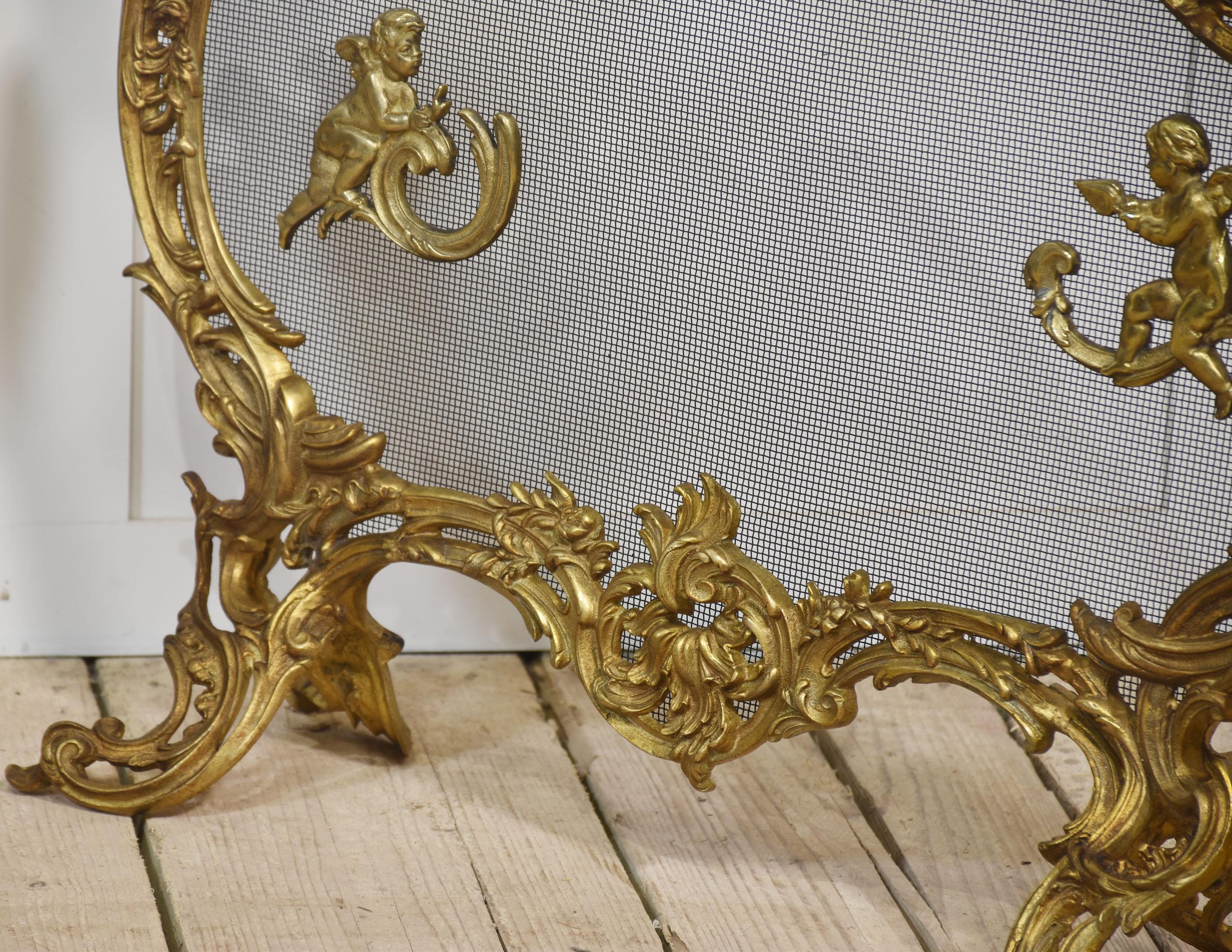 Ottone Coppia di parafuoco in bronzo dorato in stile Luigi XV in vendita