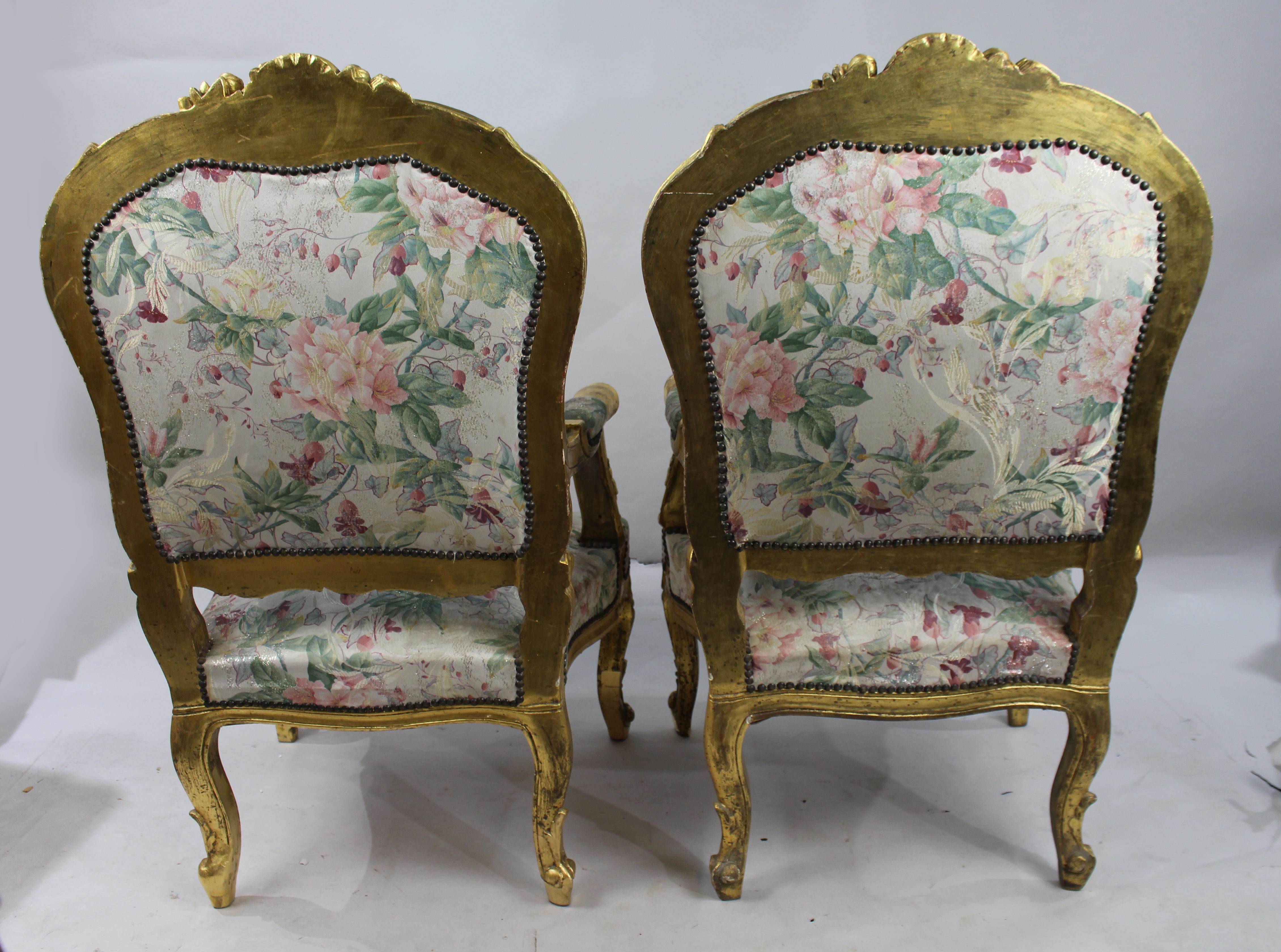 Paar Sessel aus Giltwood im Stil Louis XV im Angebot 3