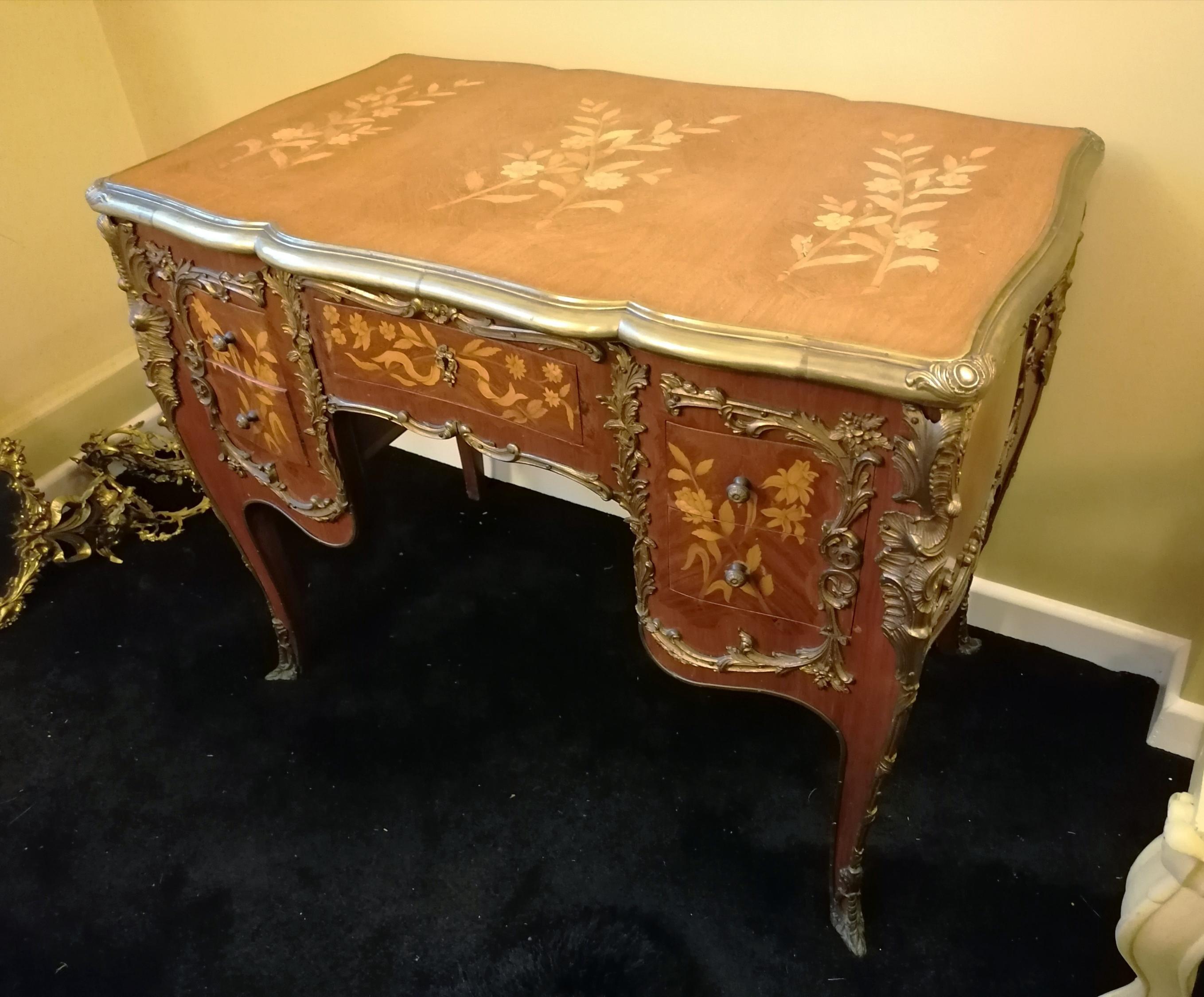 Pair of Louis XV Style Kingwood & Marquetry Brass Bound Desks In Good Condition For Sale In Worcester, GB