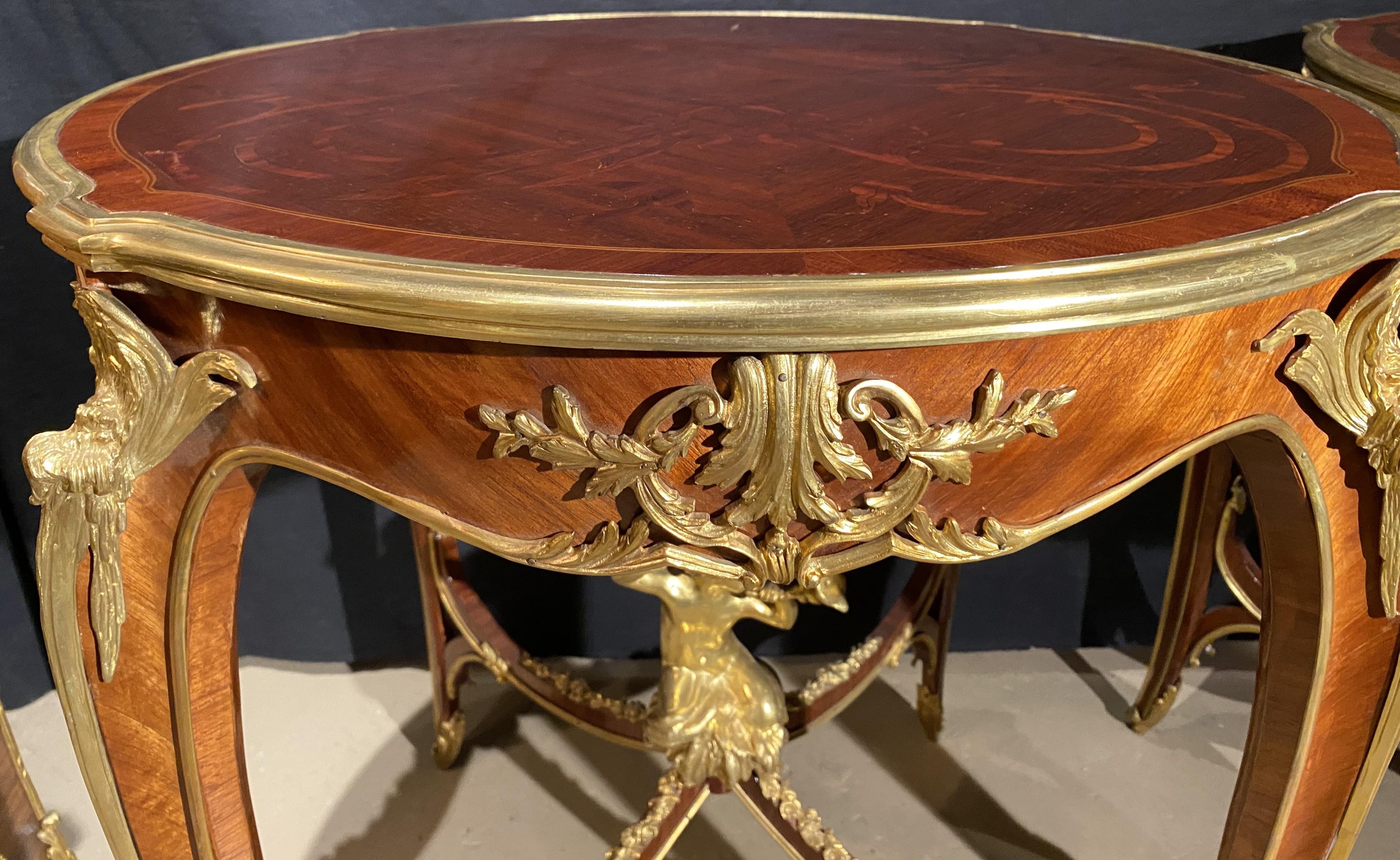 Pair of Louis XV Style Kingwood Round Center Tables with Gilt Bronze Mounts In Good Condition For Sale In Milford, NH