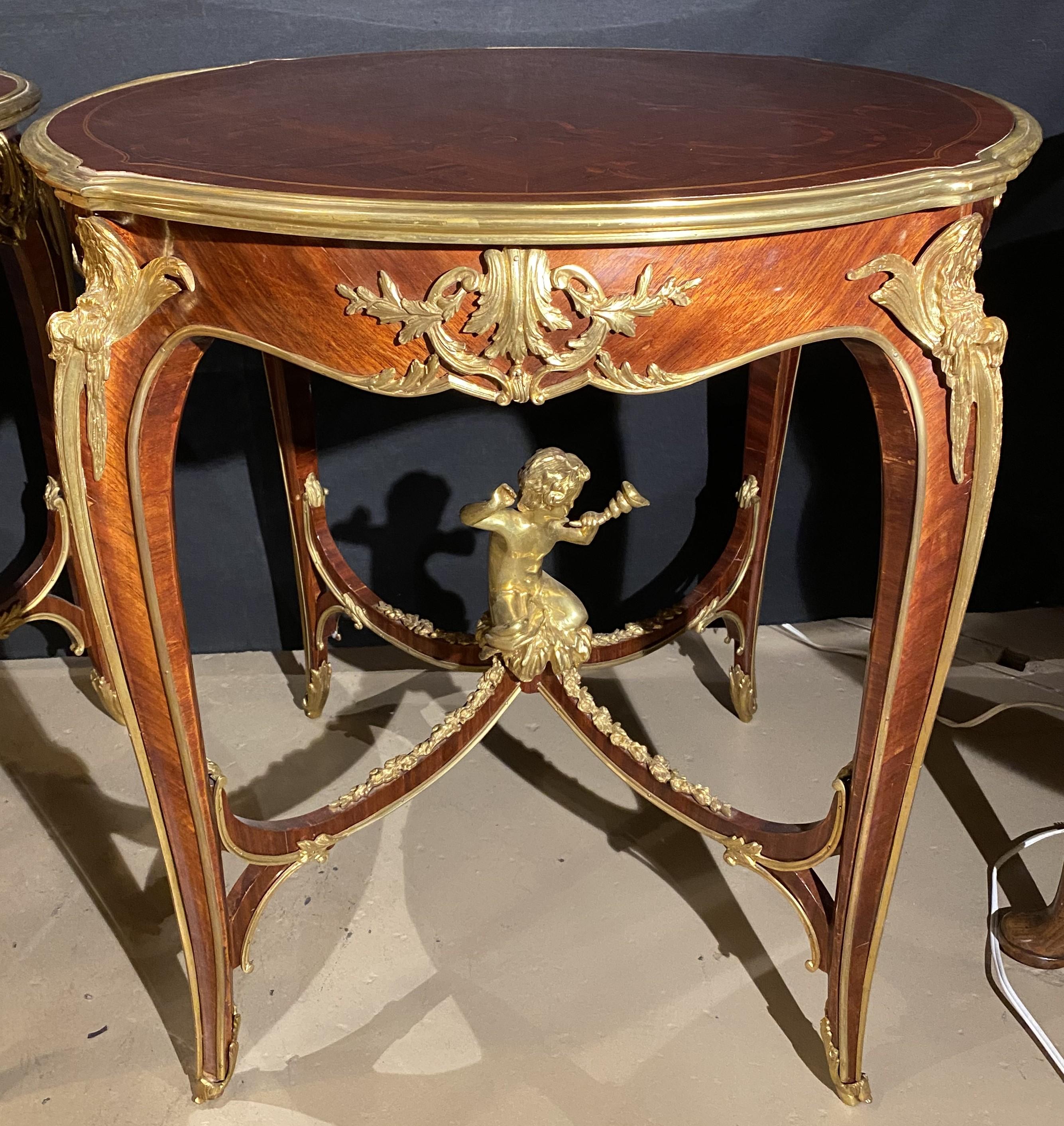 20th Century Pair of Louis XV Style Kingwood Round Center Tables with Gilt Bronze Mounts For Sale