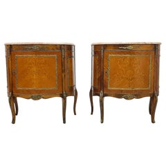 Commodes and Chests of Drawers