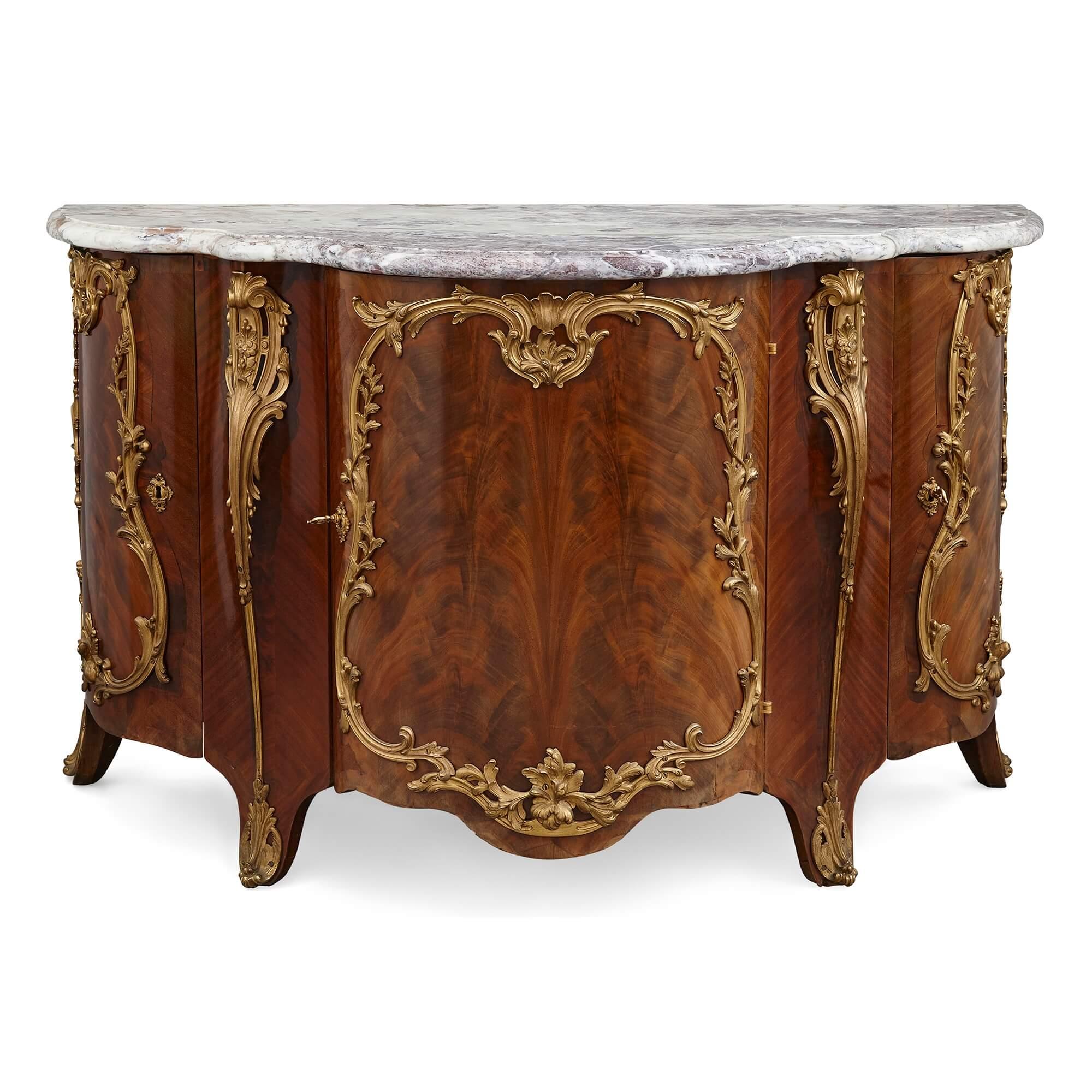 Pair of Louis XV Style Ormolu-Mounted Mahogany and Marble Commodes In Good Condition For Sale In London, GB