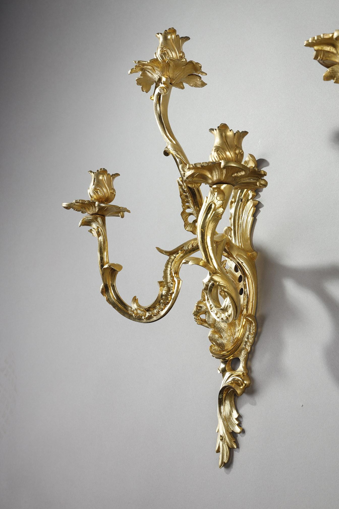 Pair of Louis XV style ormolu sconces  For Sale 3