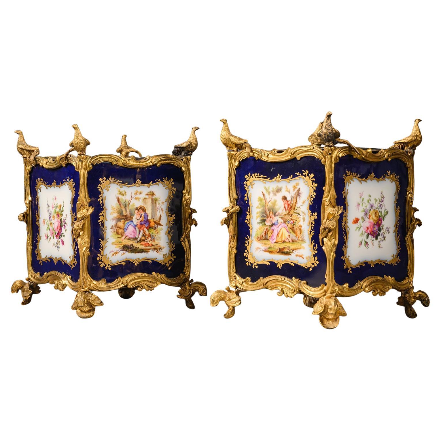 Pair of Louis XV Style Porcelain Jardinières, Circa 1840 in vendita