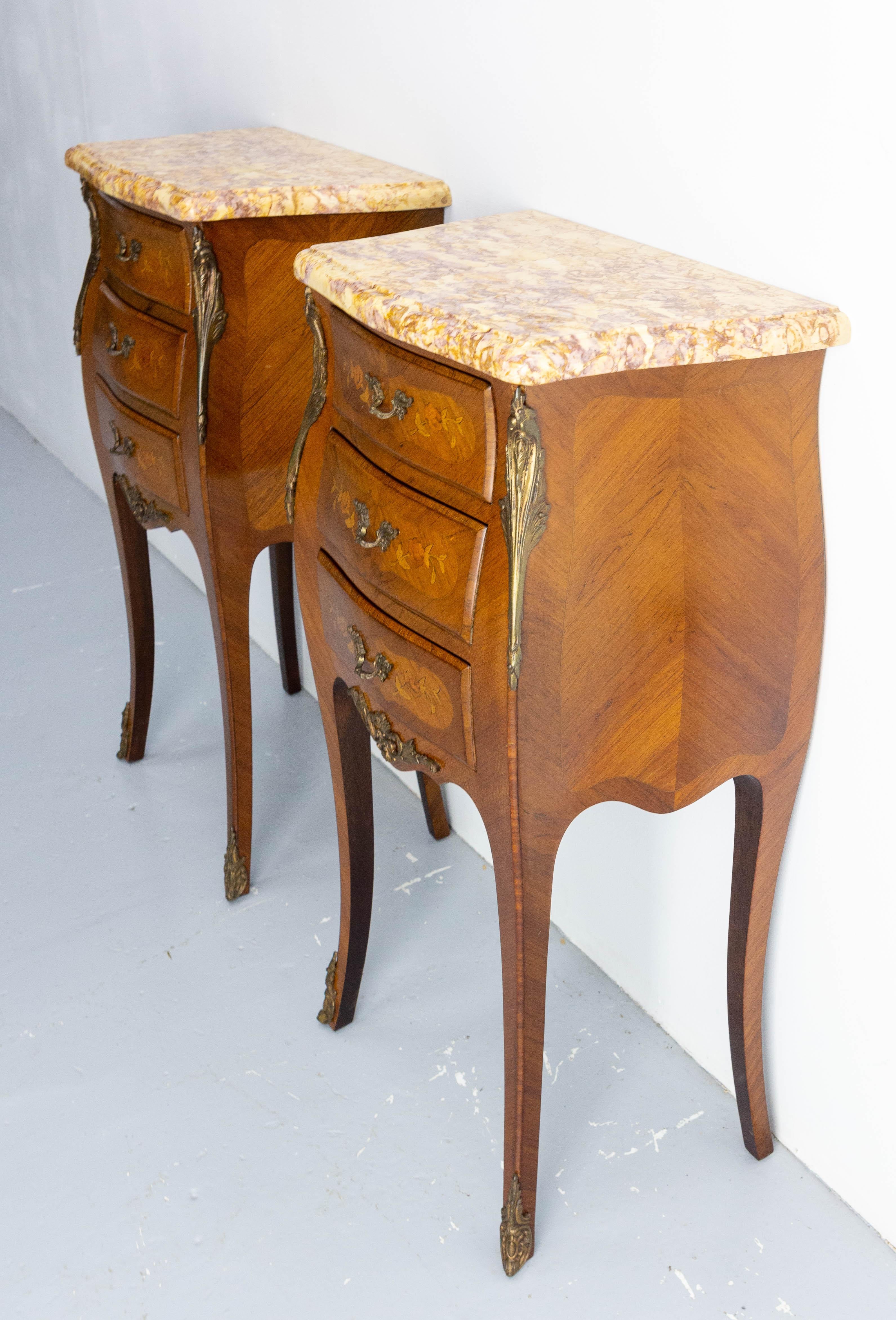 Pair of Louis XV Style Side Cabinets Nightstands French Bedside Tables Mable Top In Good Condition For Sale In Labrit, Landes