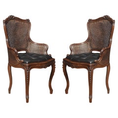 Paar Beistellstühle im Louis-XV-Stil