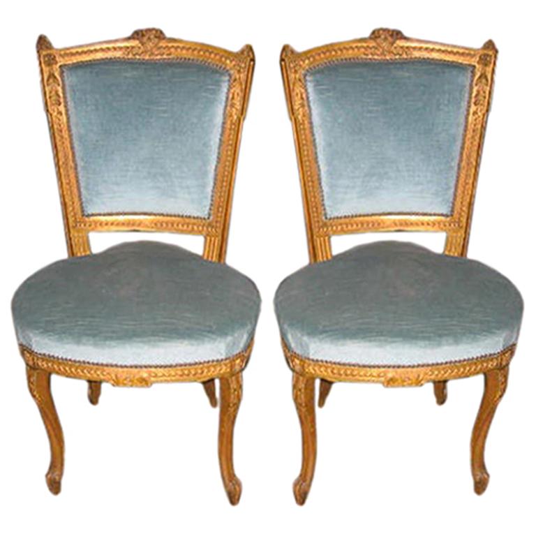 Pair of Louis XV Style Side Chairs in Original Gilt Finish For Sale