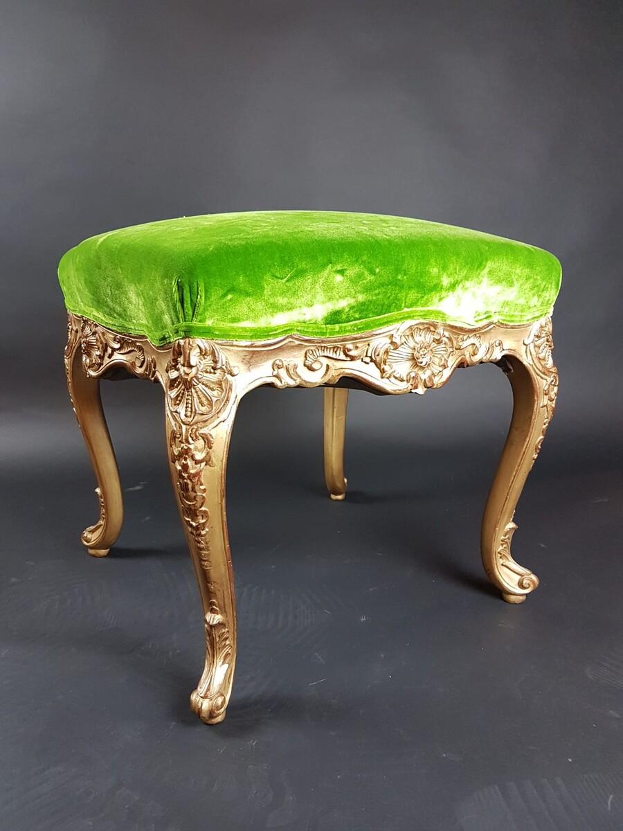 Pair of Louis XV style stools in gilded wood, early 20th For Sale 2