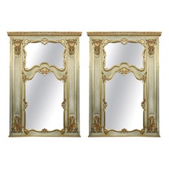 Paire de miroirs Trumeau de style Louis XV