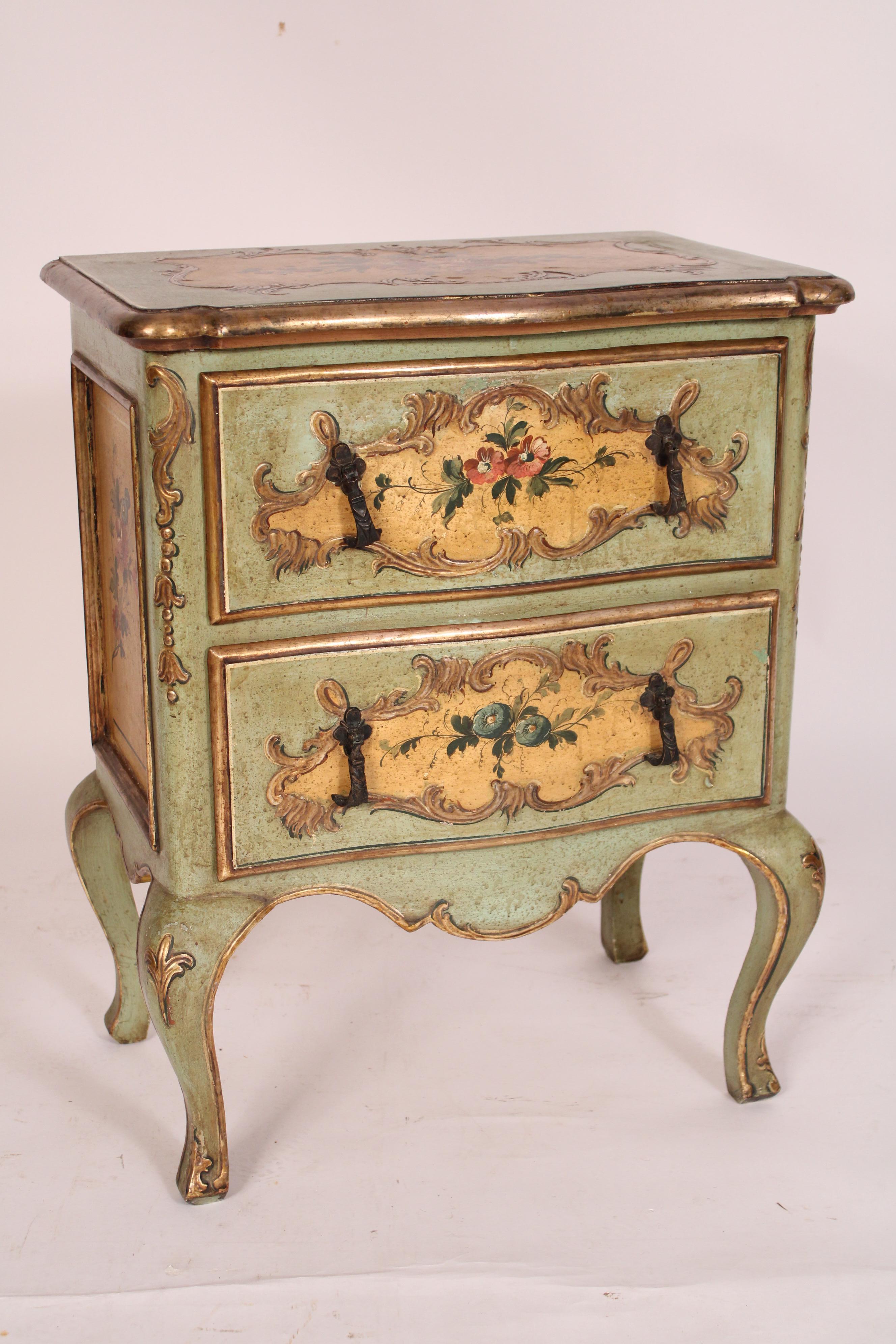 Italian Pair of Louis XV Style Venetian Commodinis