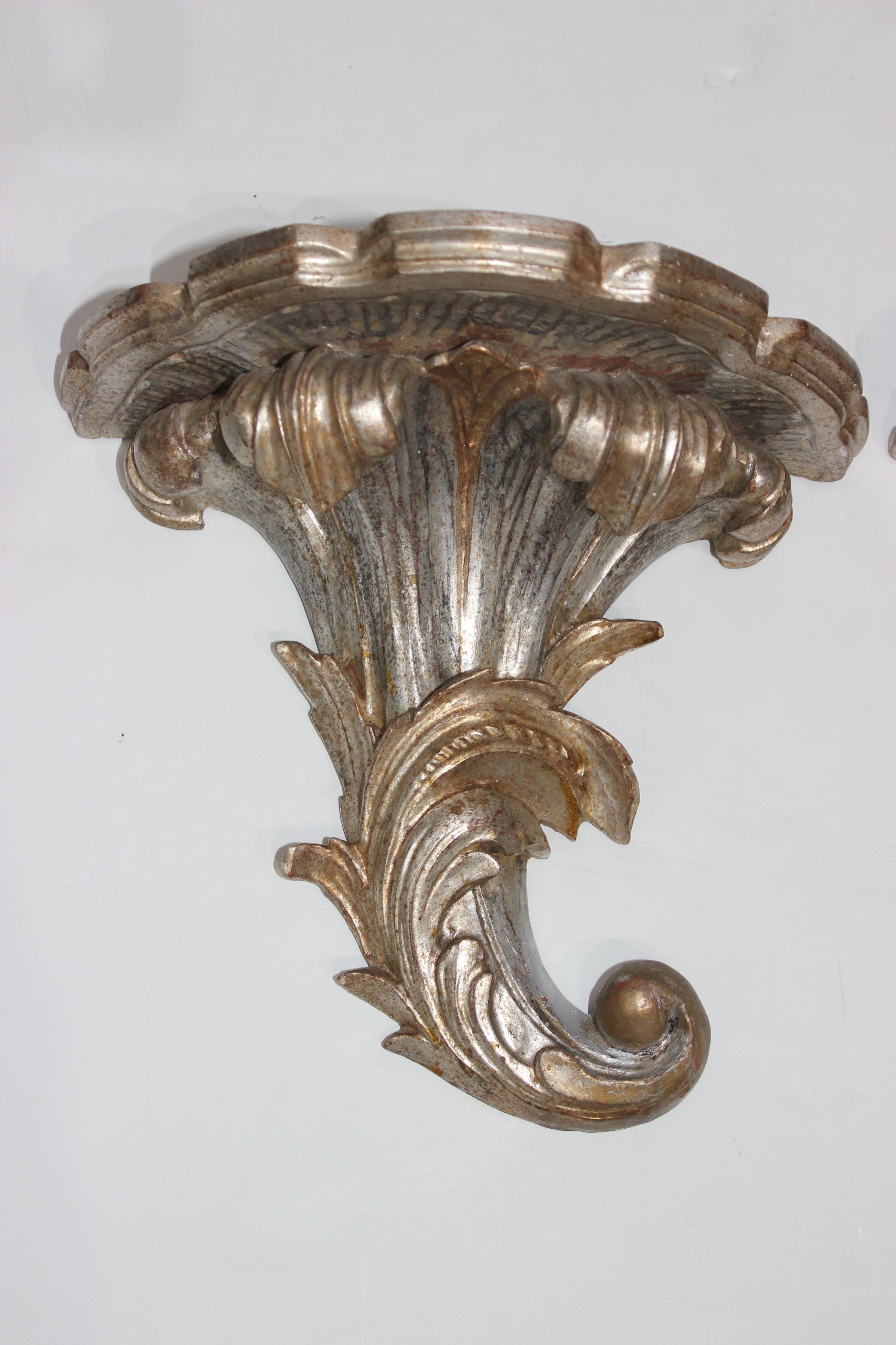 Italian Pair of Louis XV Style Wall Brackets For Sale