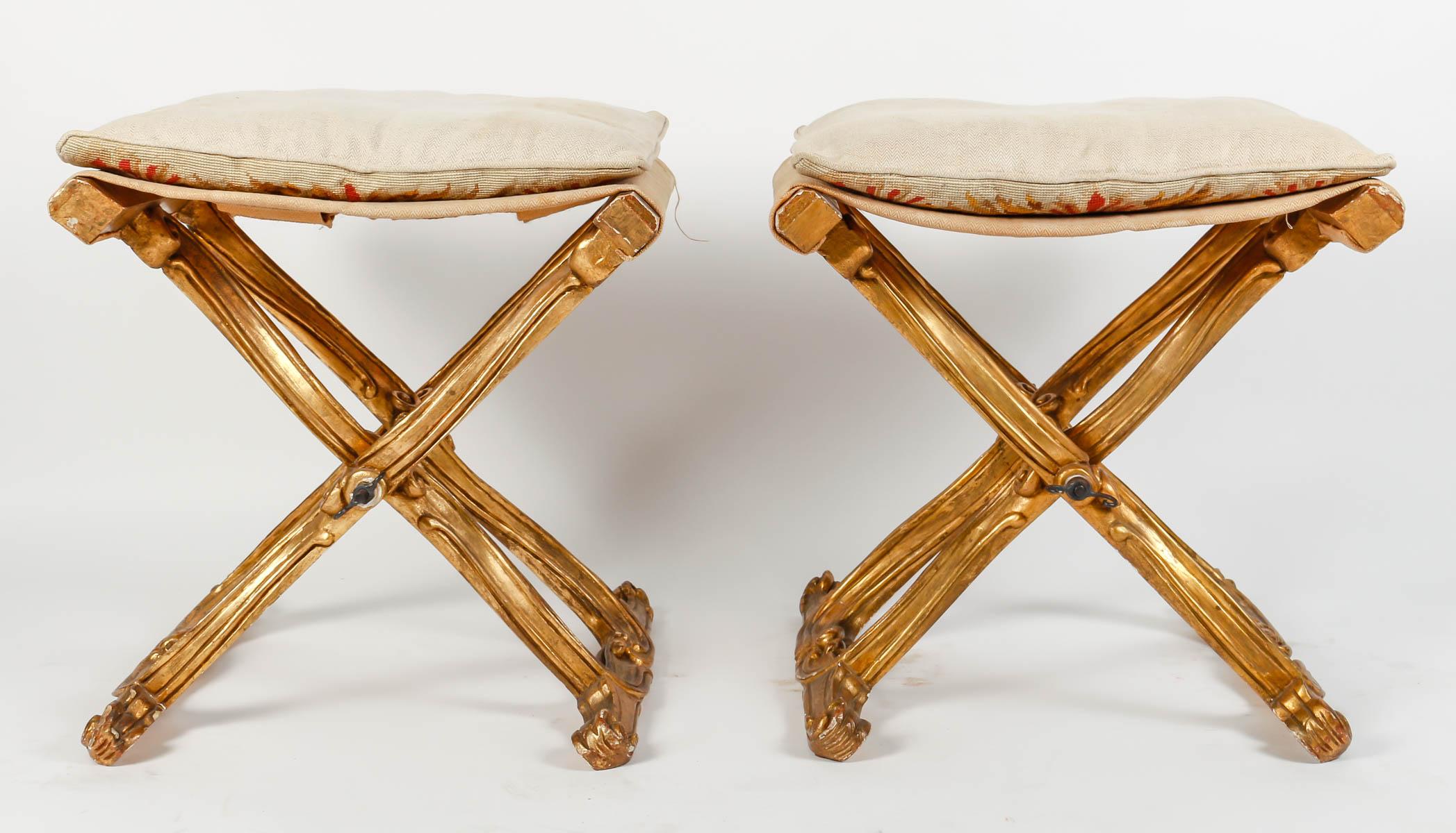 Pair of Louis XV Style X-Shaped Stools, 19th Century. For Sale 2