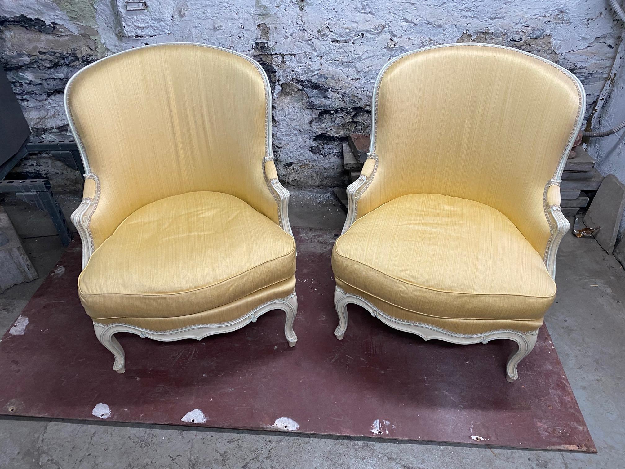 French Pair of Louis XV Style Yellow Upholstered Painted Wood Bergère Chairs For Sale