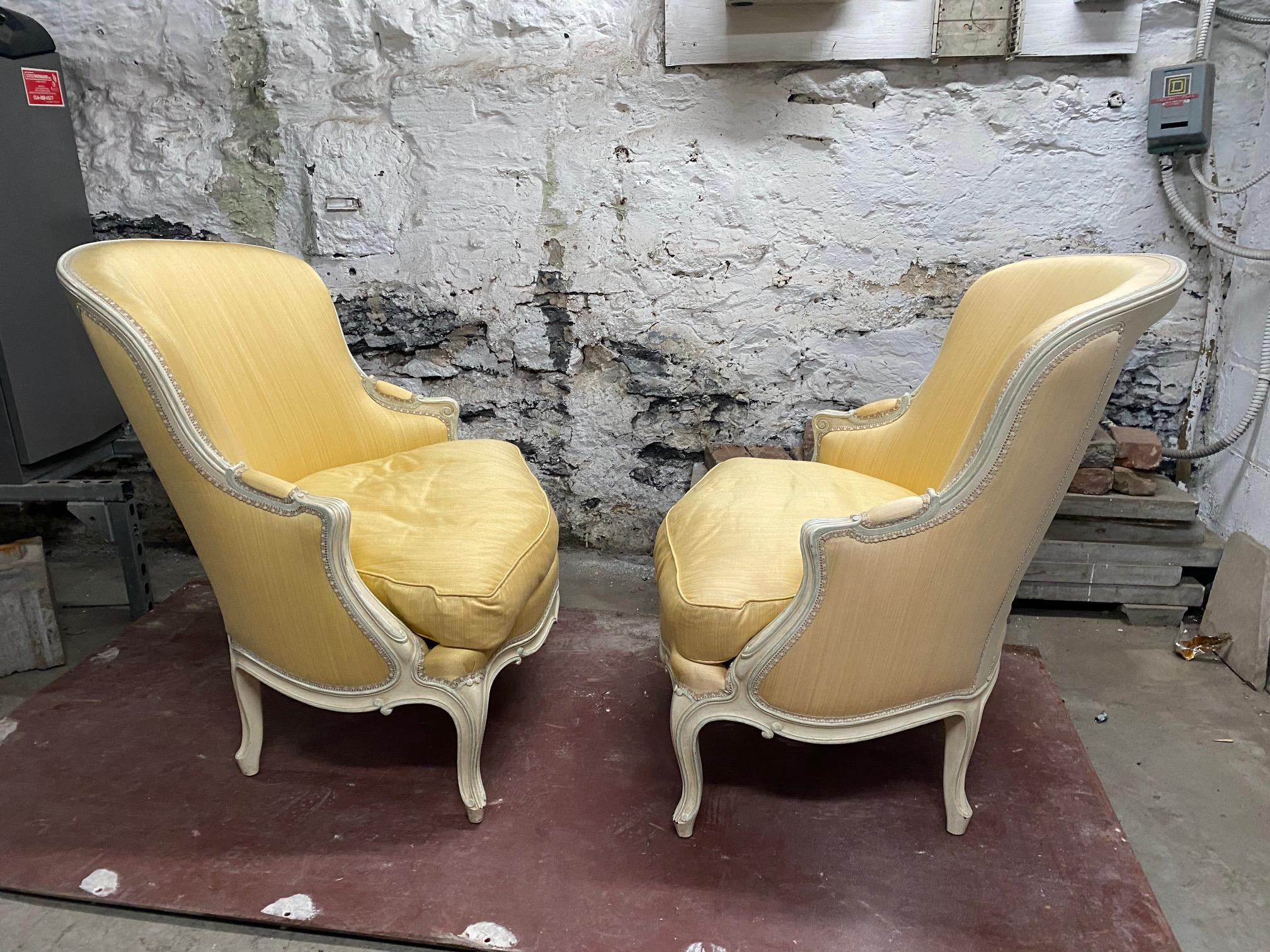 Pair of Louis XV Style Yellow Upholstered Painted Wood Bergère Chairs For Sale 1