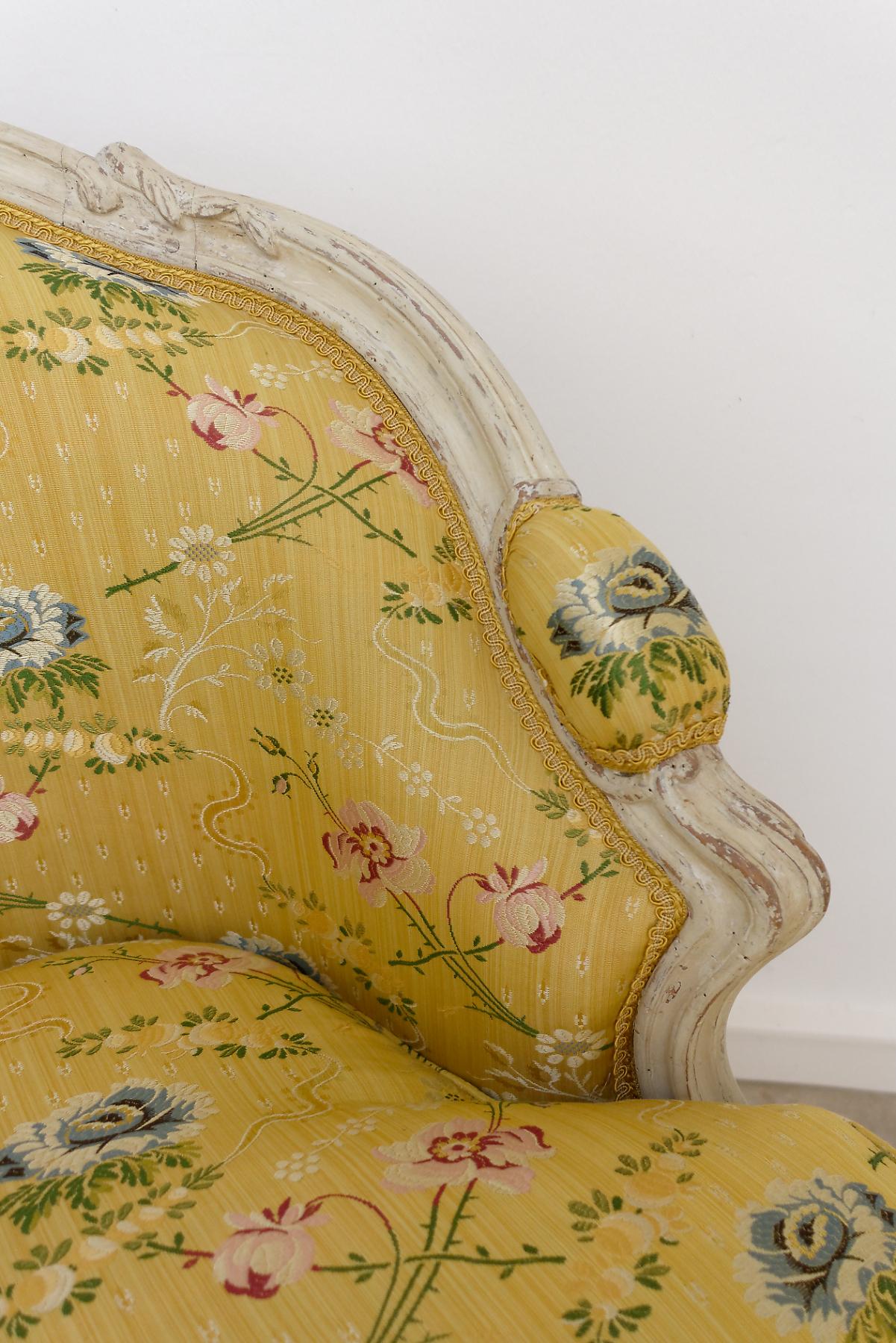 Rococo Pair Louis XV White Painted Bergeres, circa 1755, stamped Jean-Baptiste Gourdin For Sale