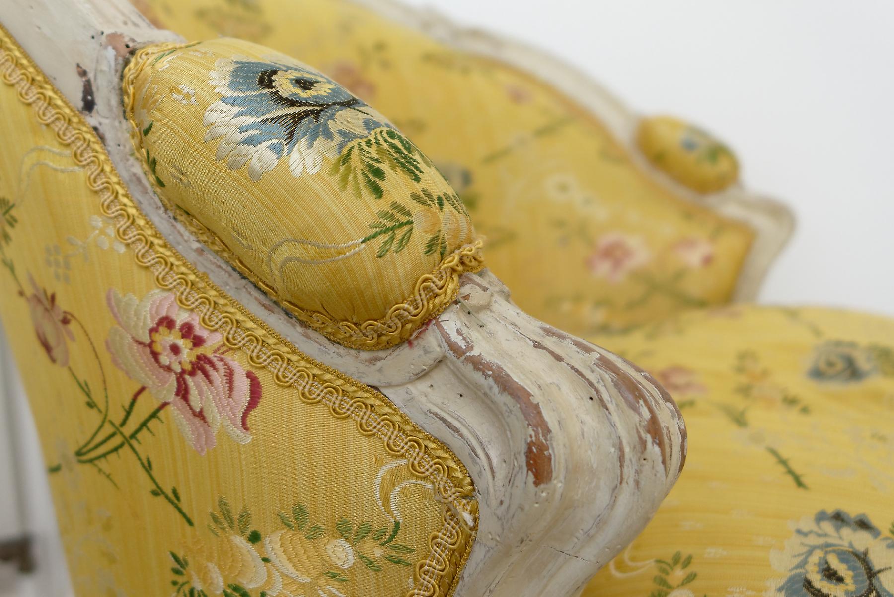 French Pair Louis XV White Painted Bergeres, circa 1755, stamped Jean-Baptiste Gourdin For Sale