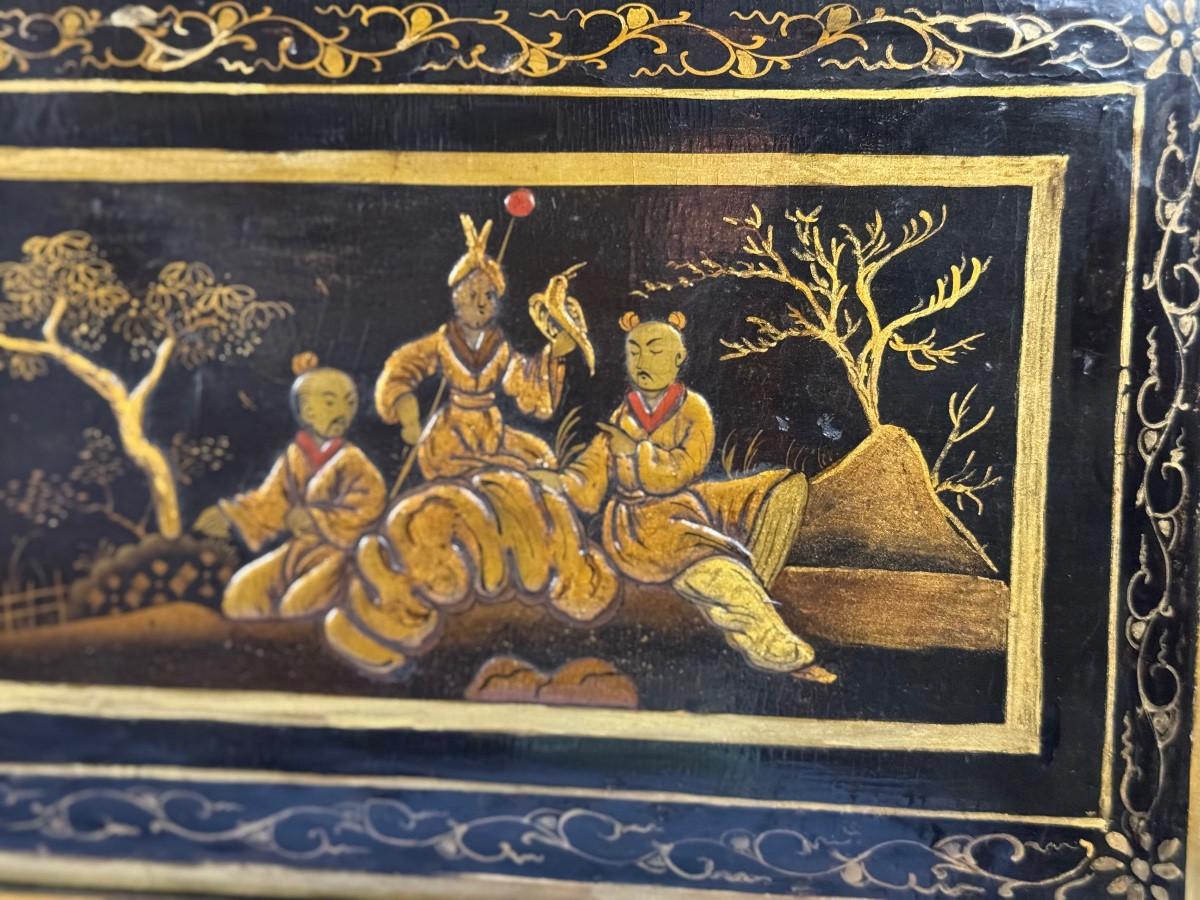 Wood Pair Of Louis XVI Black And Gold Lacquer Semainiers, 18th Century For Sale