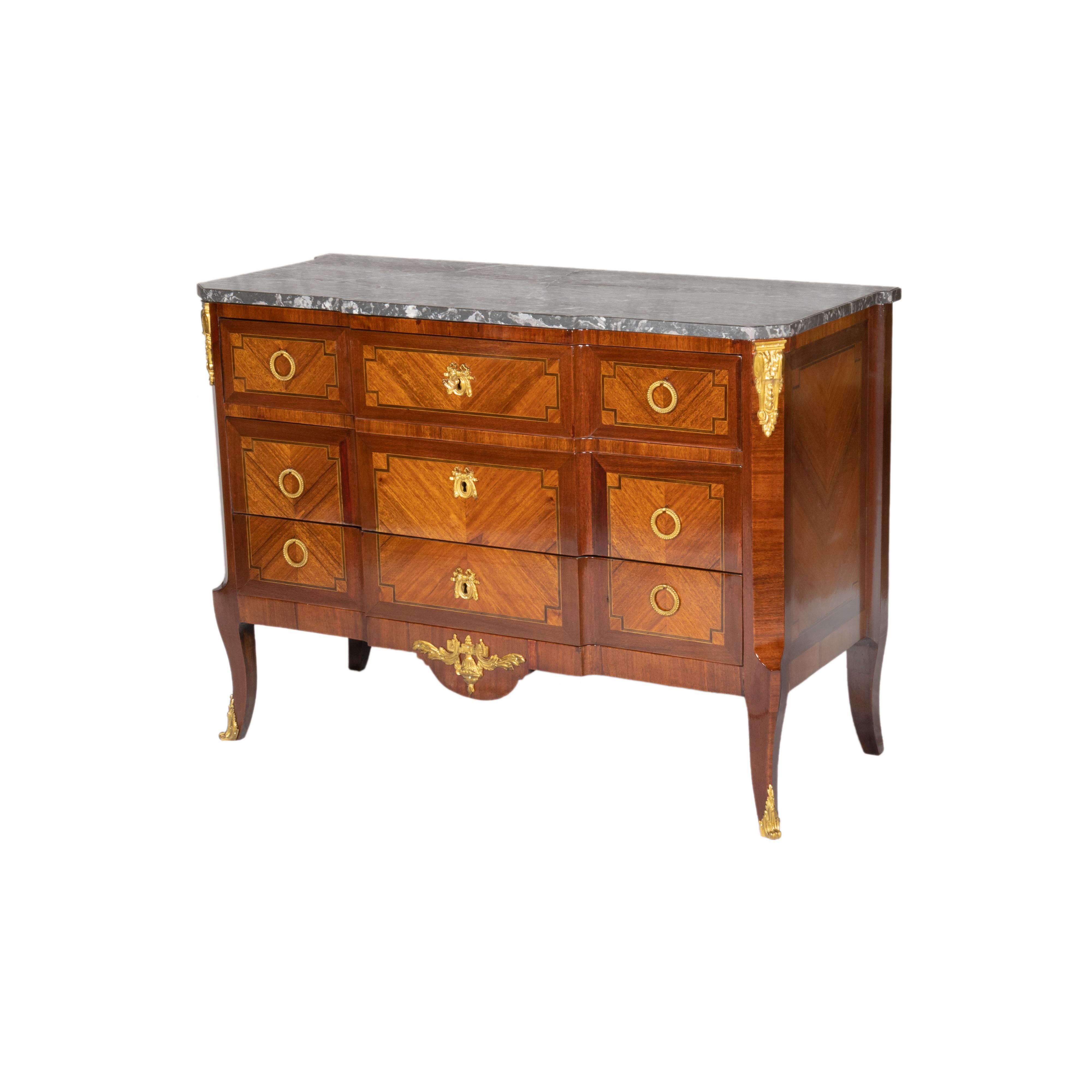 Coppia di commode Luigi XVI, XIX secolo in vendita 8