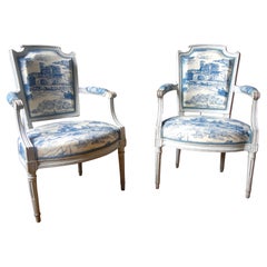 Paire de fauteuils cabriolet Louis XVI, 18ème siècle, tissu toile de Jouy