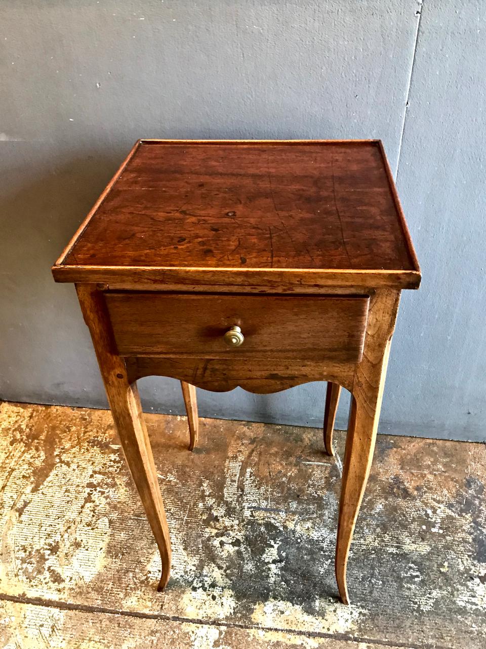 Pair of Louis XVI/Directoire Style Petites Commodes or Nightstands 2