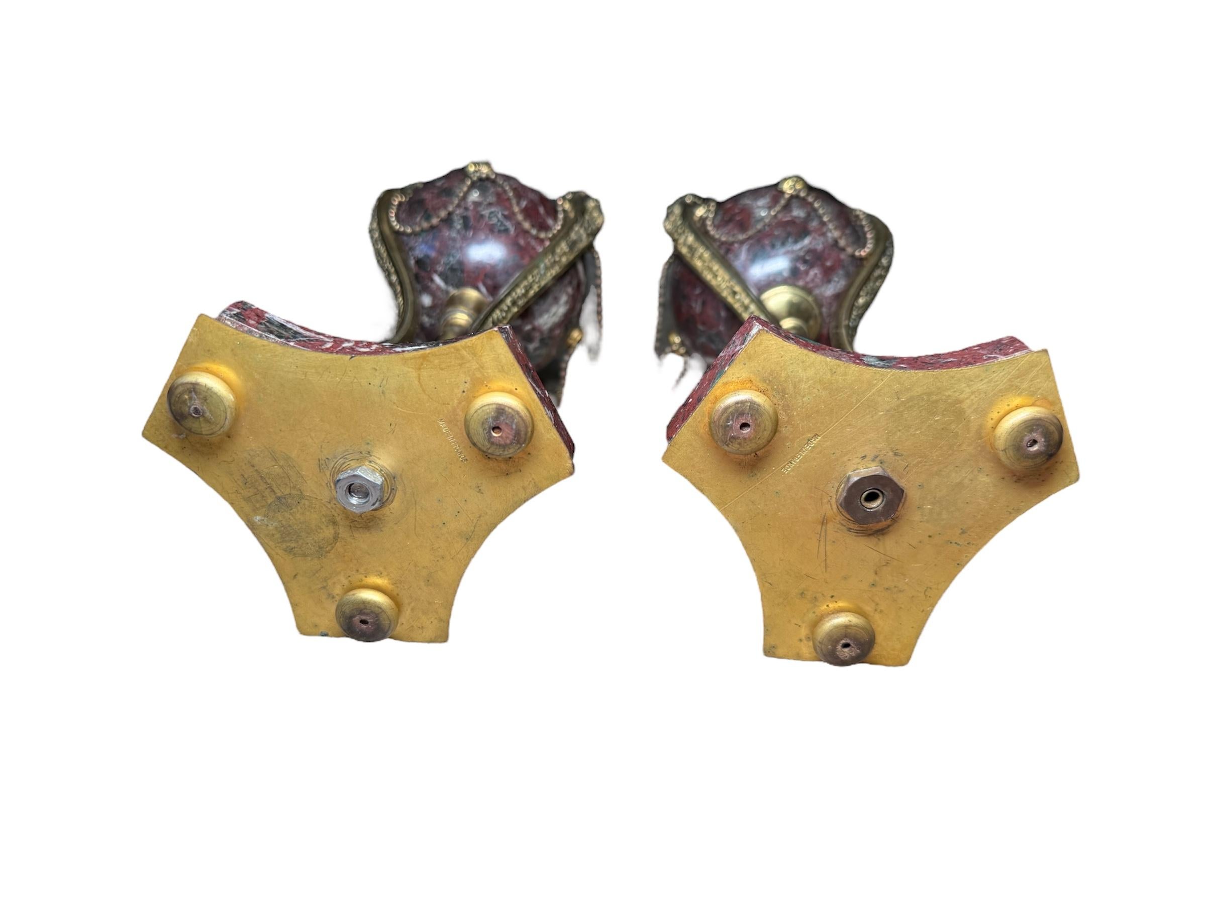 Pair Of Louis XVI Gilt Bronze And Marble Cassolettes in vendita 4