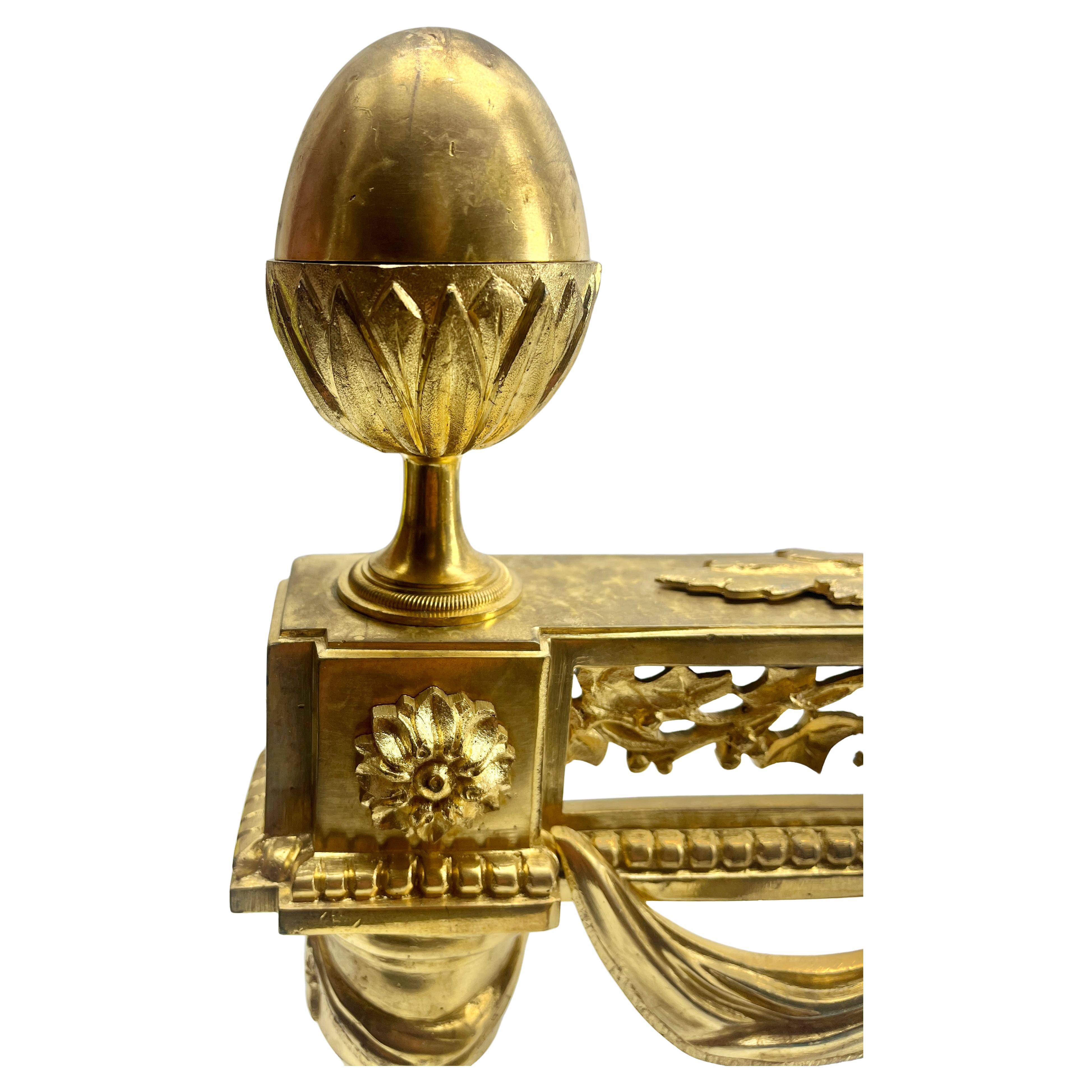 Forgiato Coppia di androni in bronzo neoclassici francesi Luigi XVI del XIX secolo in vendita