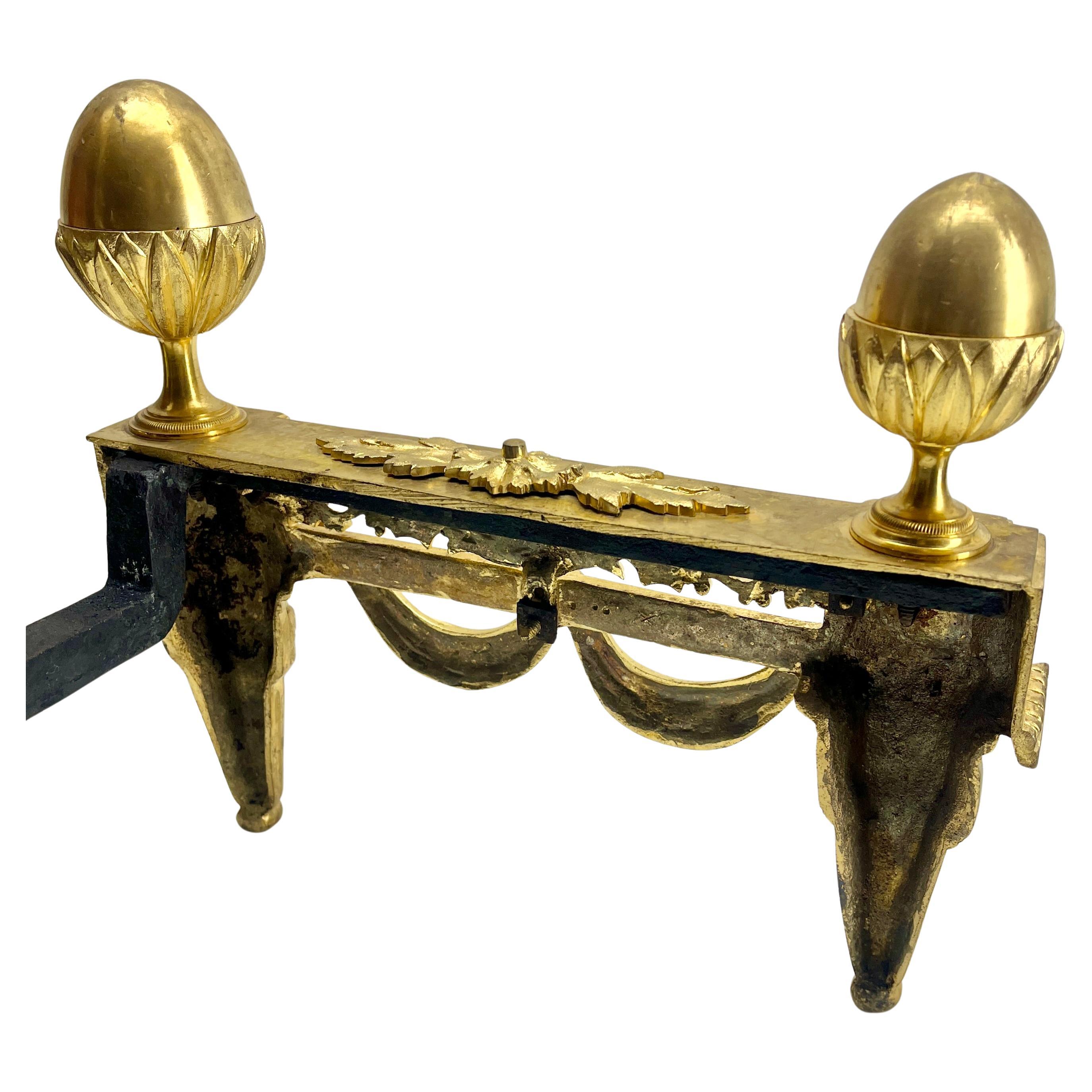 Coppia di androni in bronzo neoclassici francesi Luigi XVI del XIX secolo in vendita 1