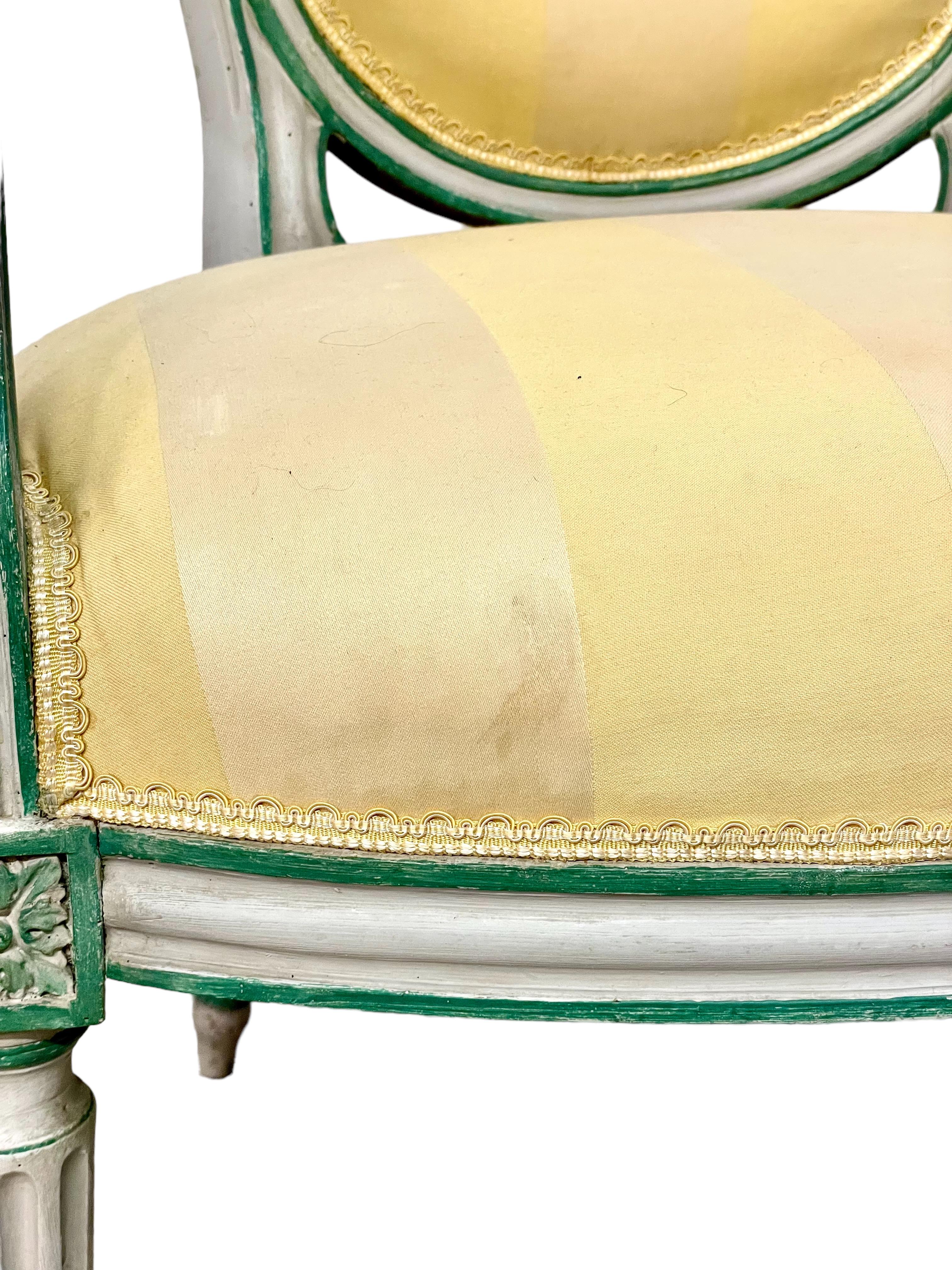 Louis XVI Periode Paar Cabriolet Médaillon Sessel 18. Jahrhundert im Angebot 4