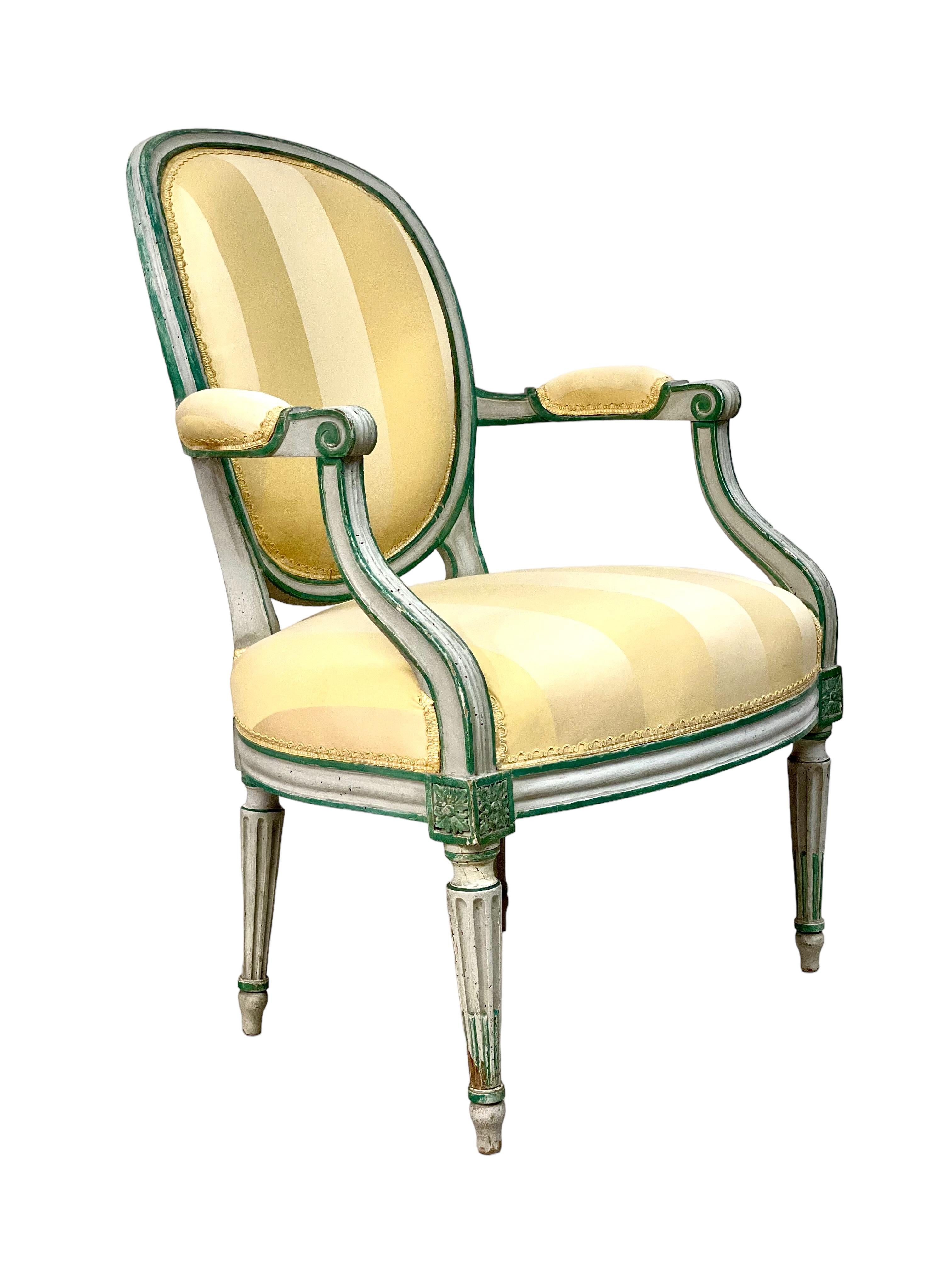Louis XVI Periode Paar Cabriolet Médaillon Sessel 18. Jahrhundert (Französisch) im Angebot