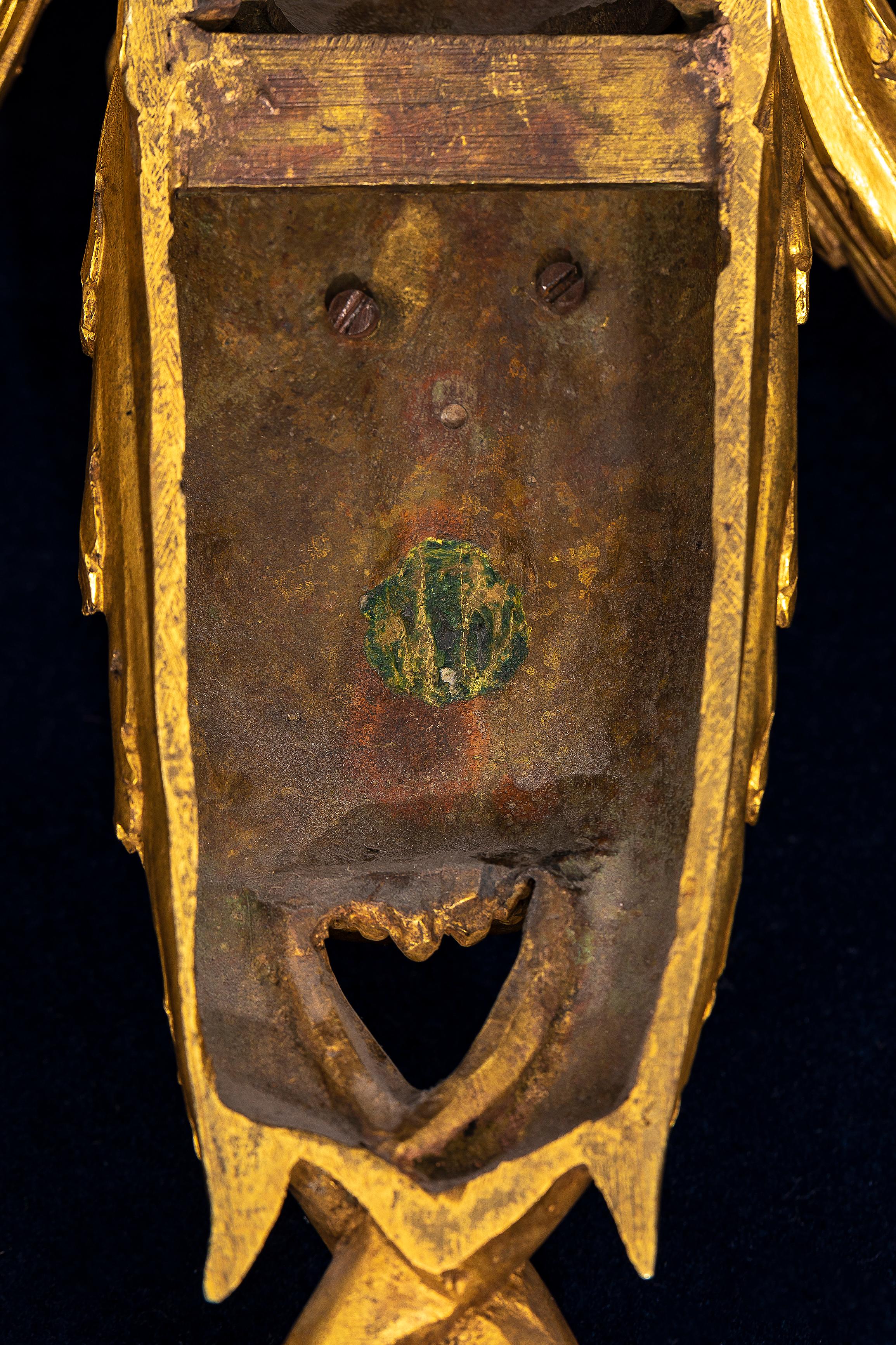 Coppia di appliques/consolle da parete neoclassiche a forma di fanciulla in Ormolu del periodo Luigi XVI in vendita 11