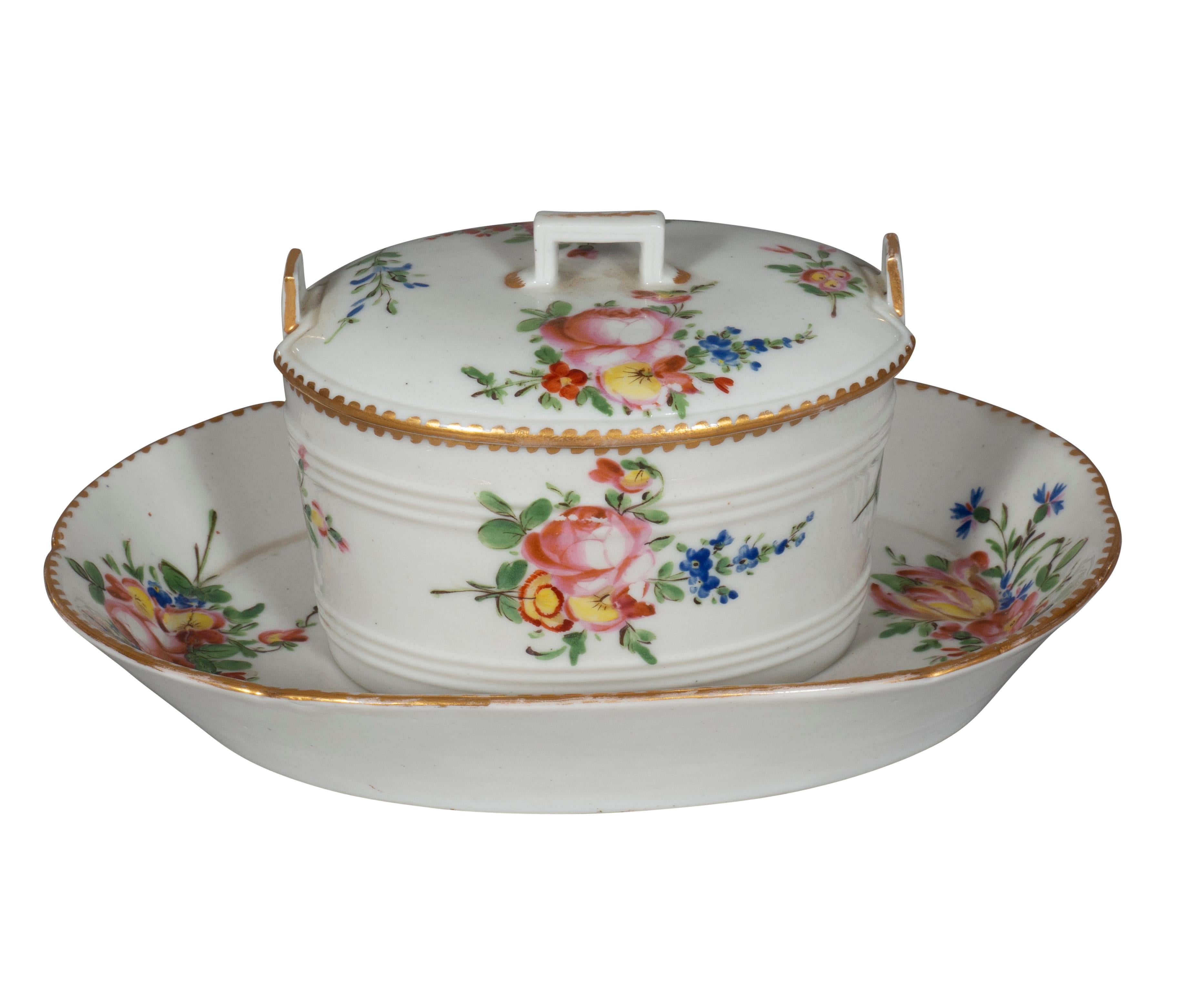 Hand-Painted Pair of Louis XVI Porcelain Footed Butter Tubs For Sale