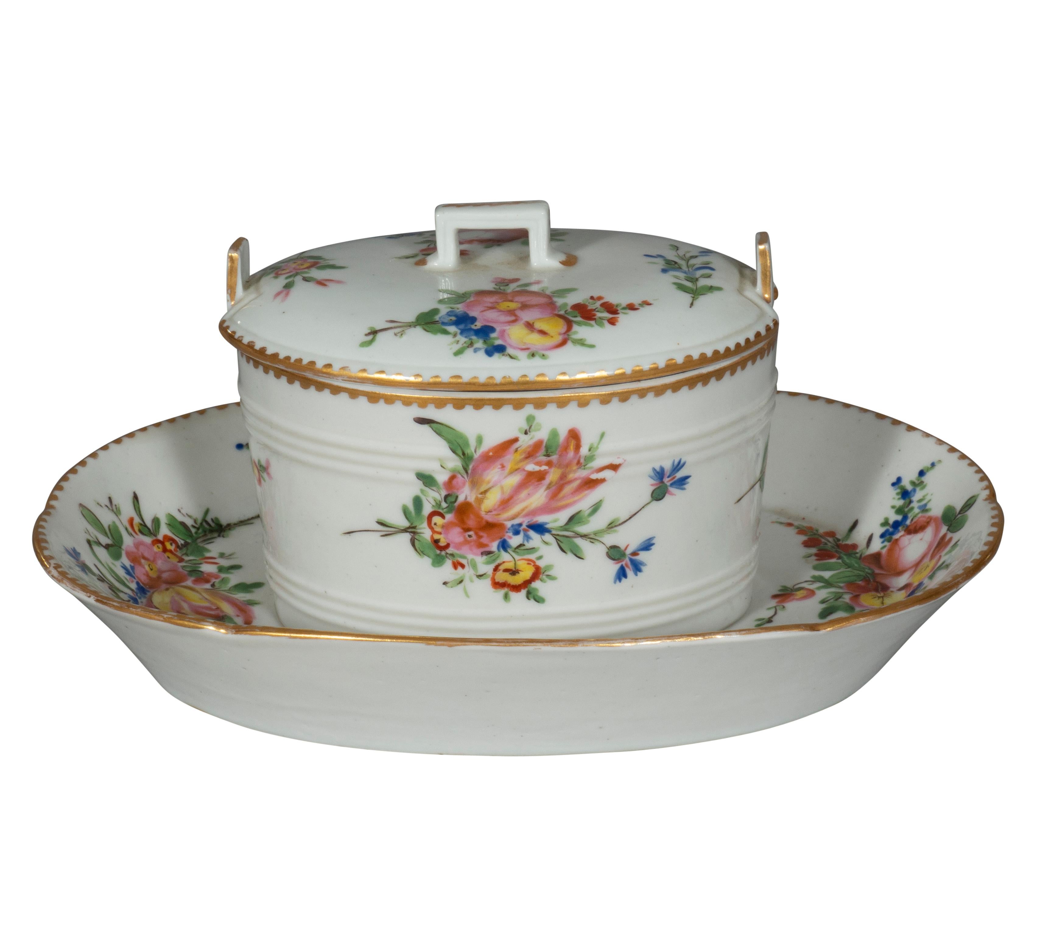 Pair of Louis XVI Porcelain Footed Butter Tubs For Sale 2
