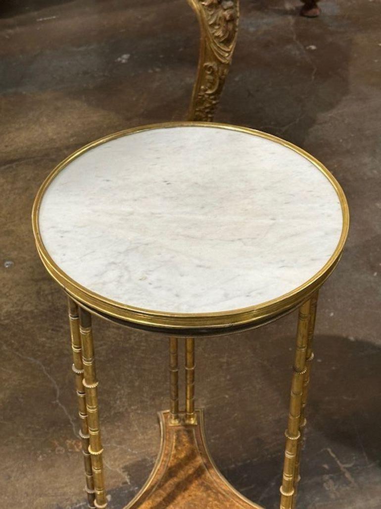 XIXe siècle Paire de tables d'appoint Louis XVI en vente