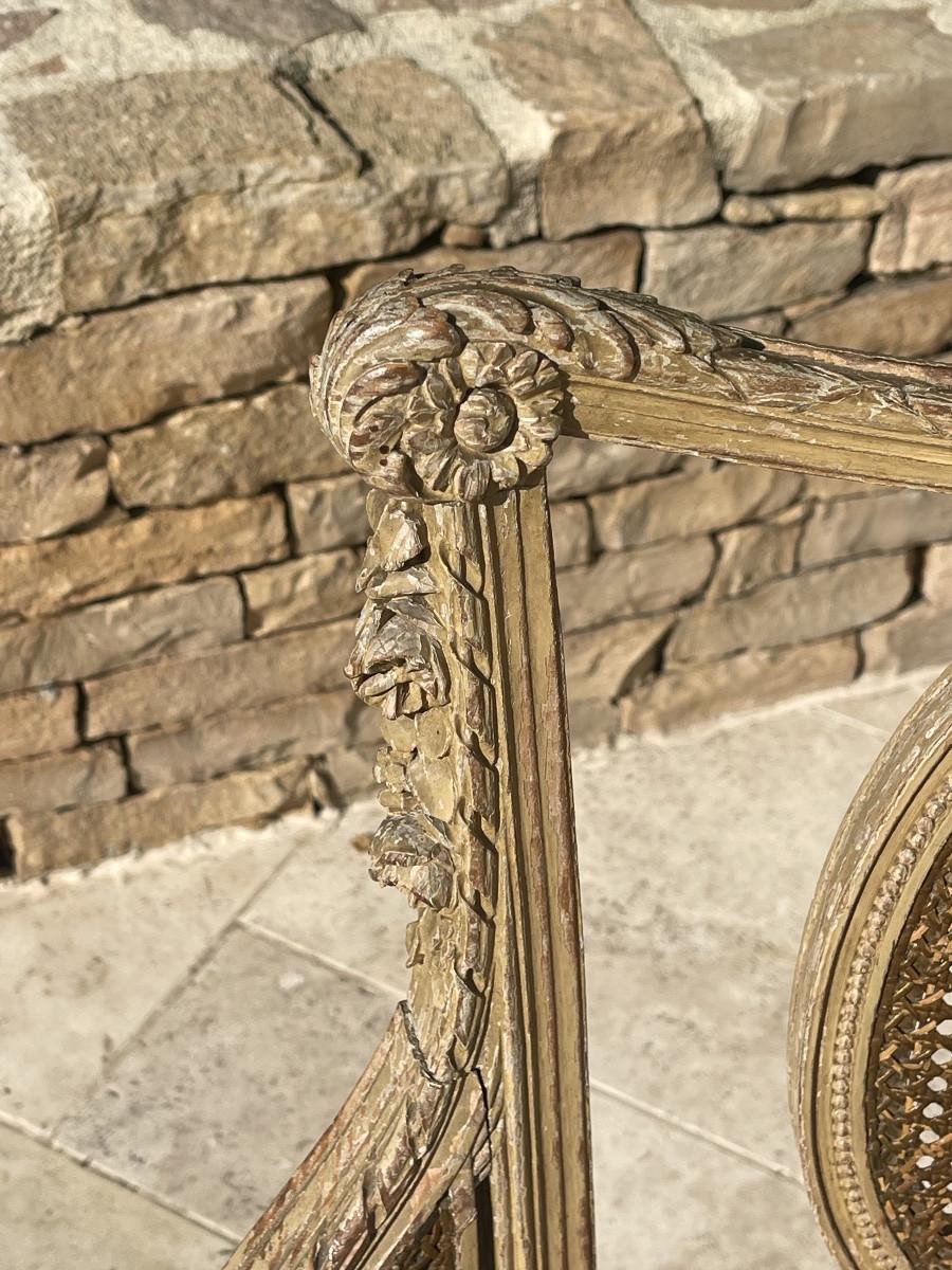 Paire de fauteuils de style Louis XVI en vente 5