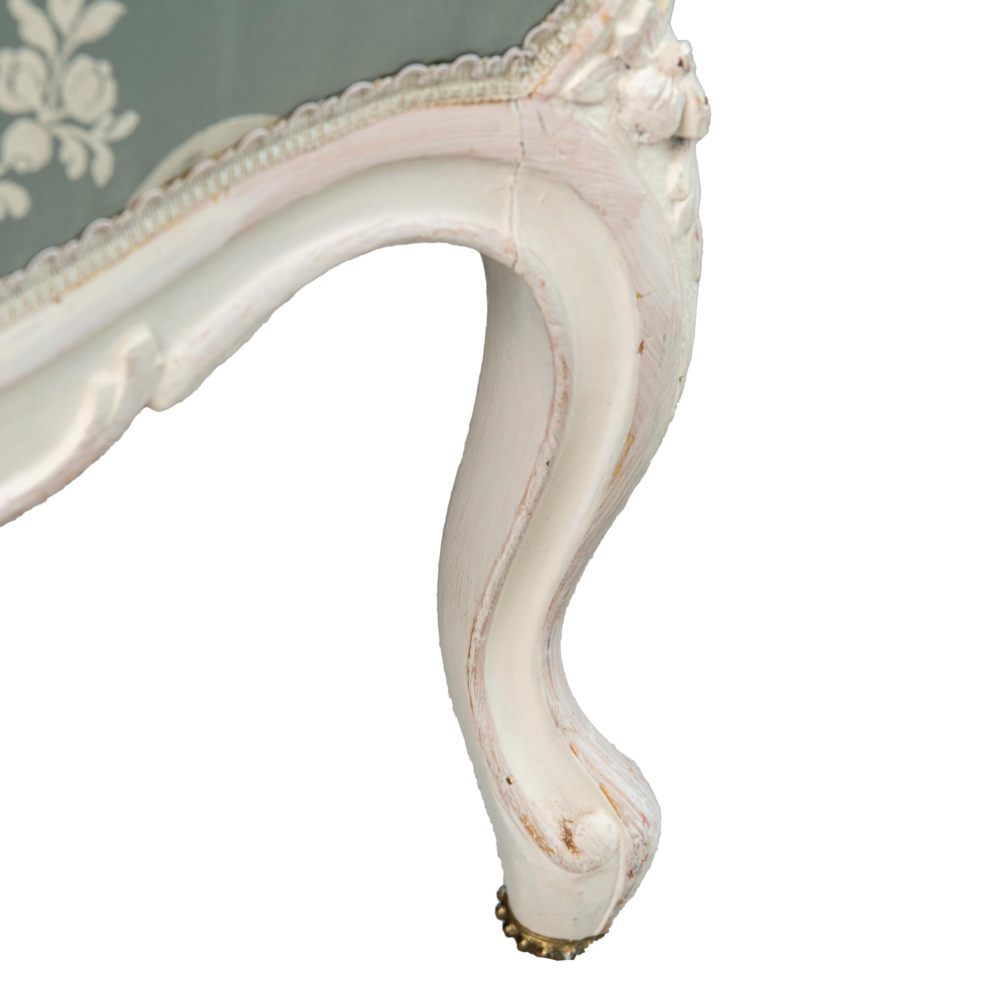 Pareja de Sillones estilo Luis XVI, Francia circa 1890 en venta 5