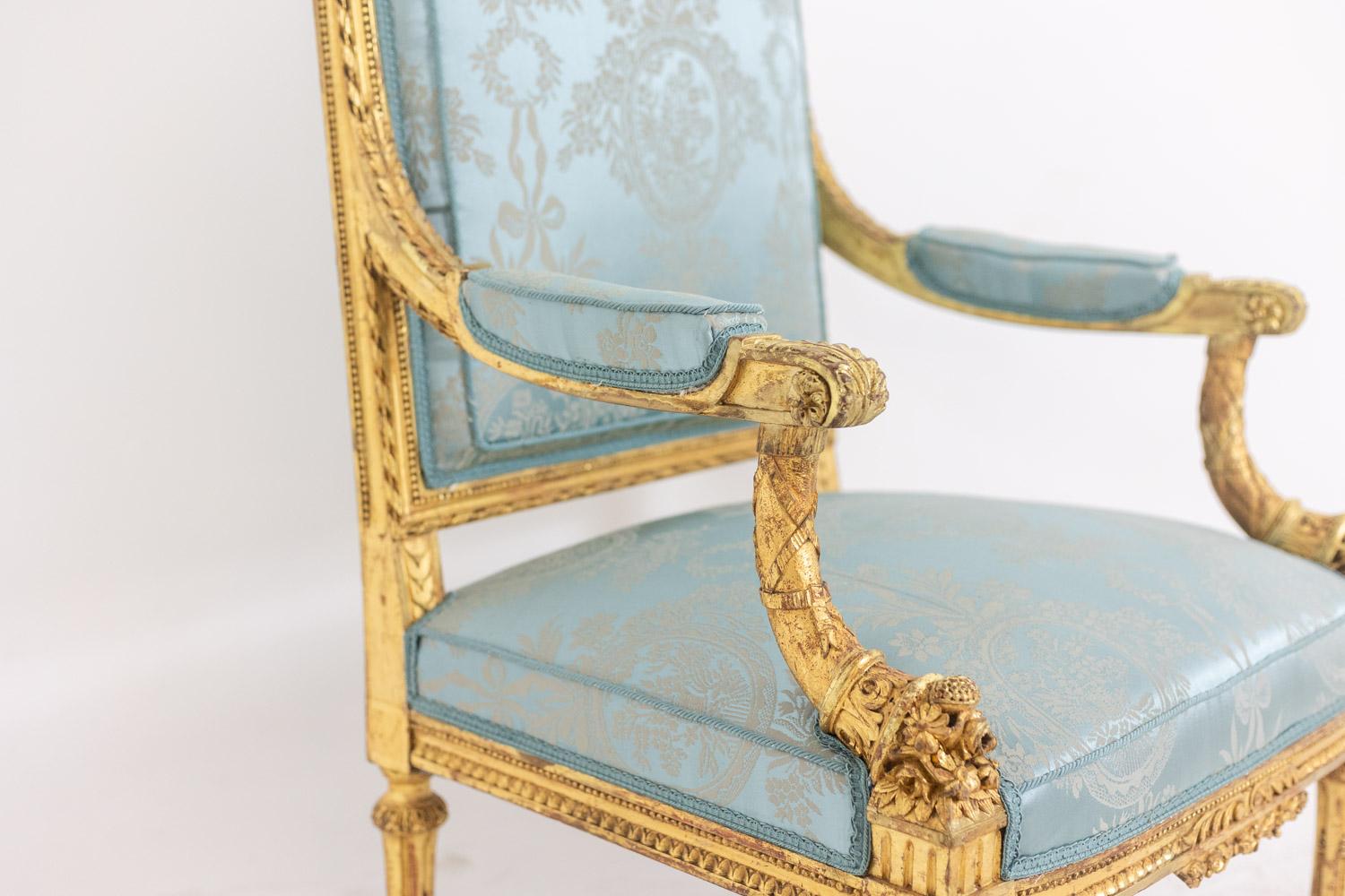 Pair of Louis XVI style armchairs in gilded and carved wood. Circa 1880. 4