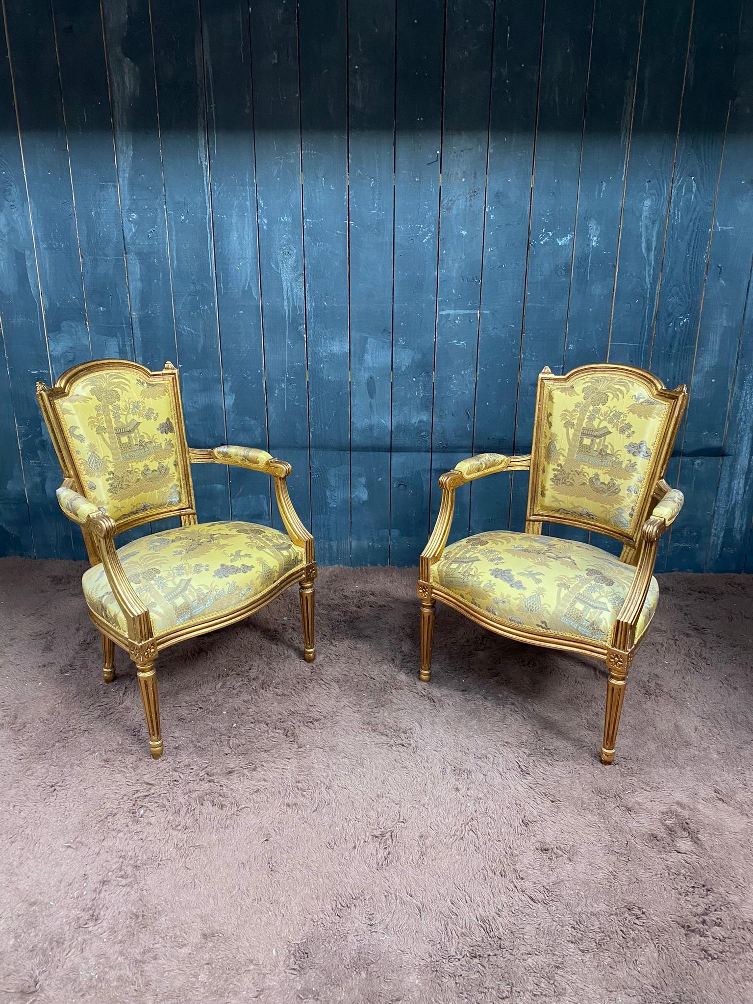 Paar Sessel im Louis-XVI-Stil aus vergoldetem Holz, Wandteppich mit 