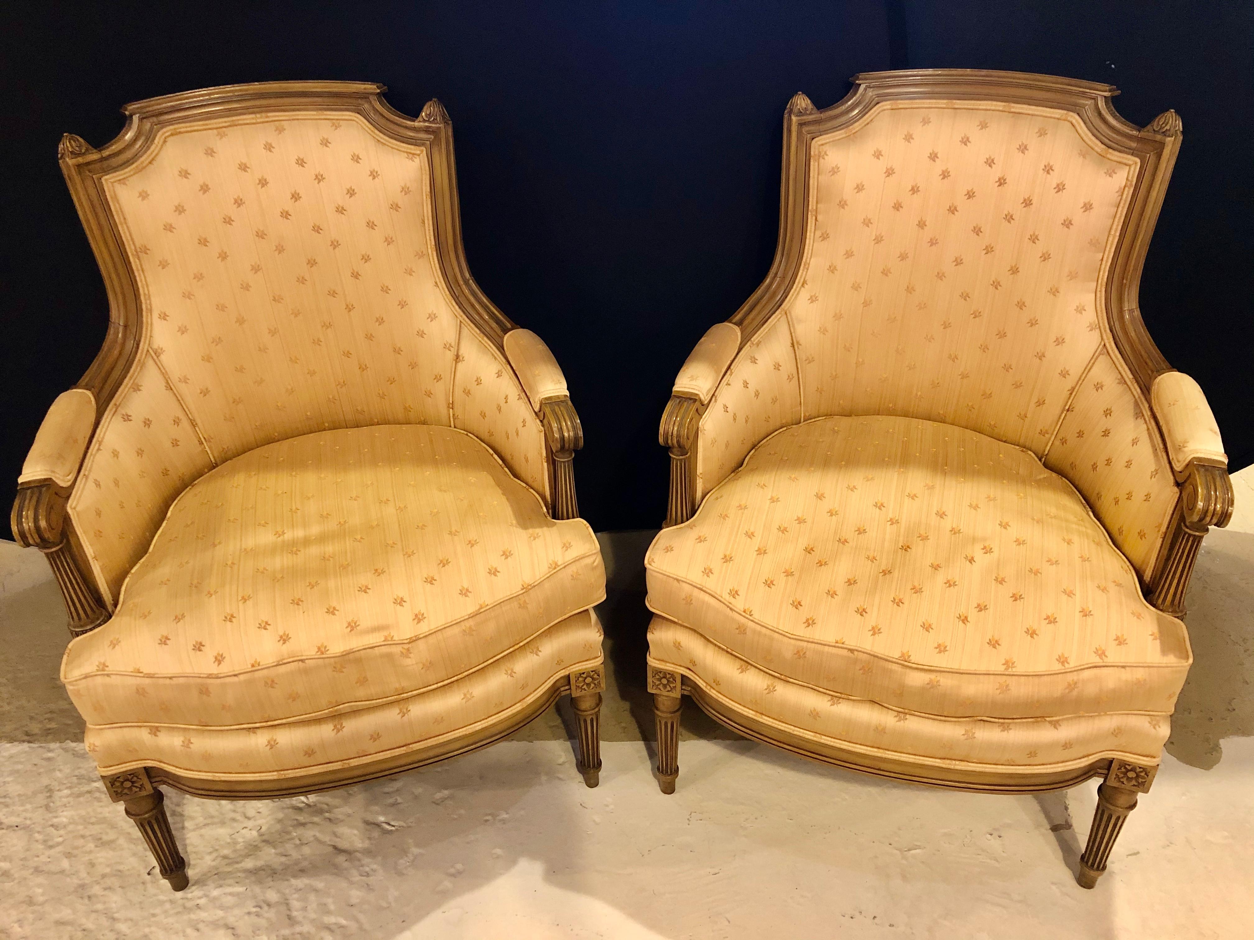 Mid-20th Century Pair of Louis XVI Style Bergère Chairs, Armchairs
