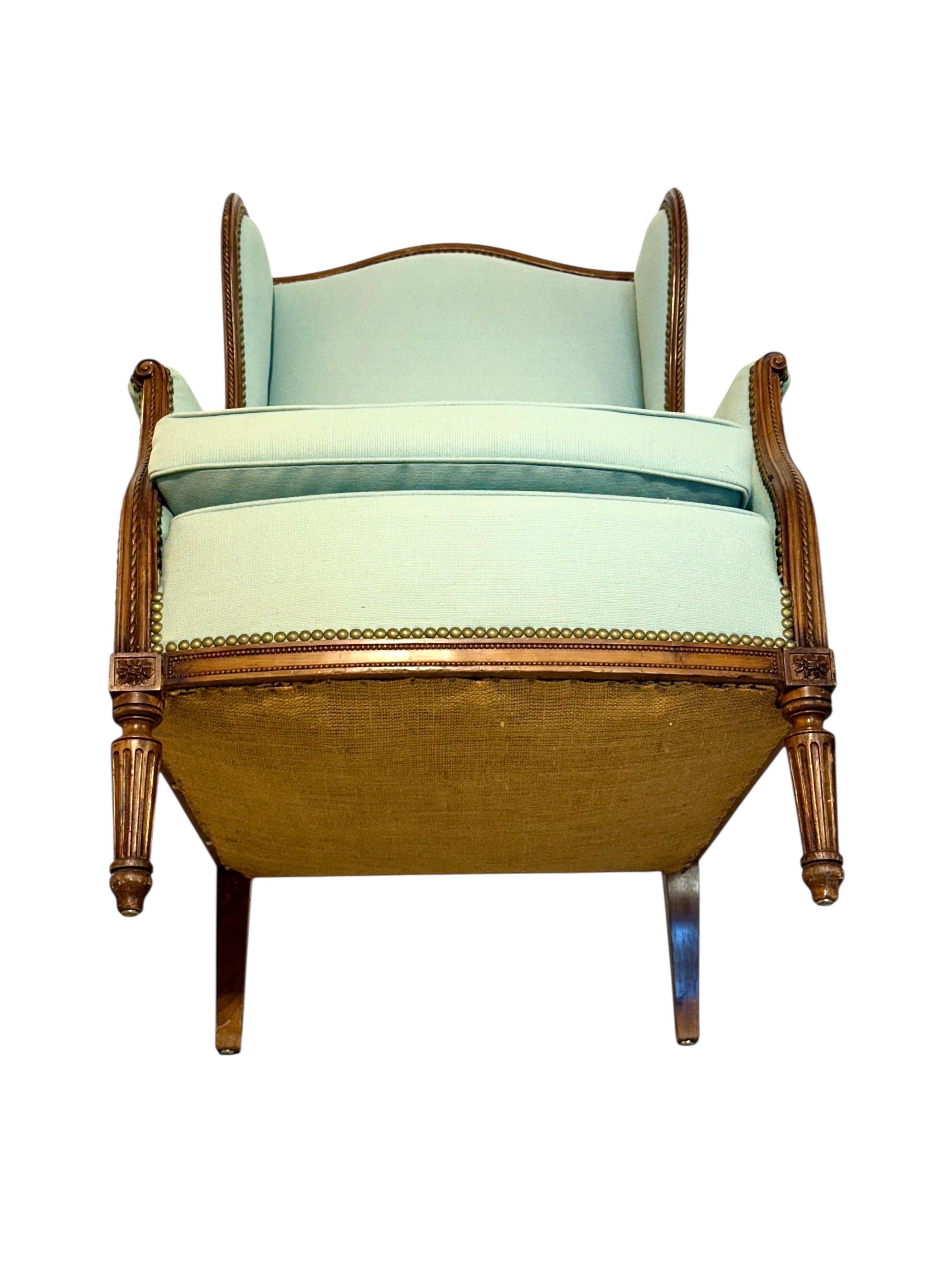 Paar Bergères à Oreilles im Louis-XVI-Stil, 19. Jahrhundert im Angebot 13