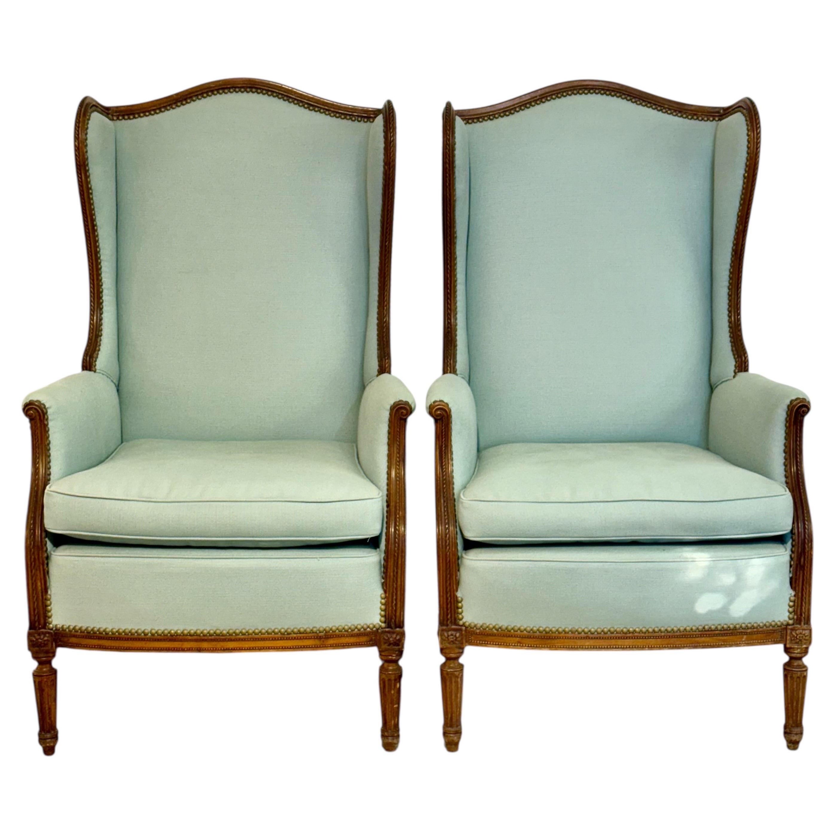 Paar Bergères à Oreilles im Louis-XVI-Stil, 19. Jahrhundert im Angebot