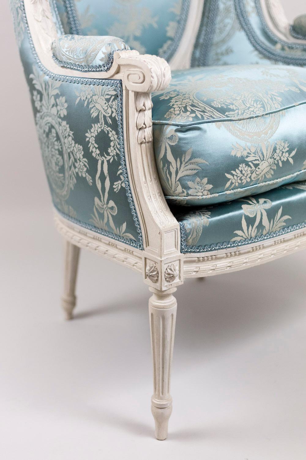 Pair of Louis XVI Style Bergères in Grey Lacquered Wood, Late 19th Century 6