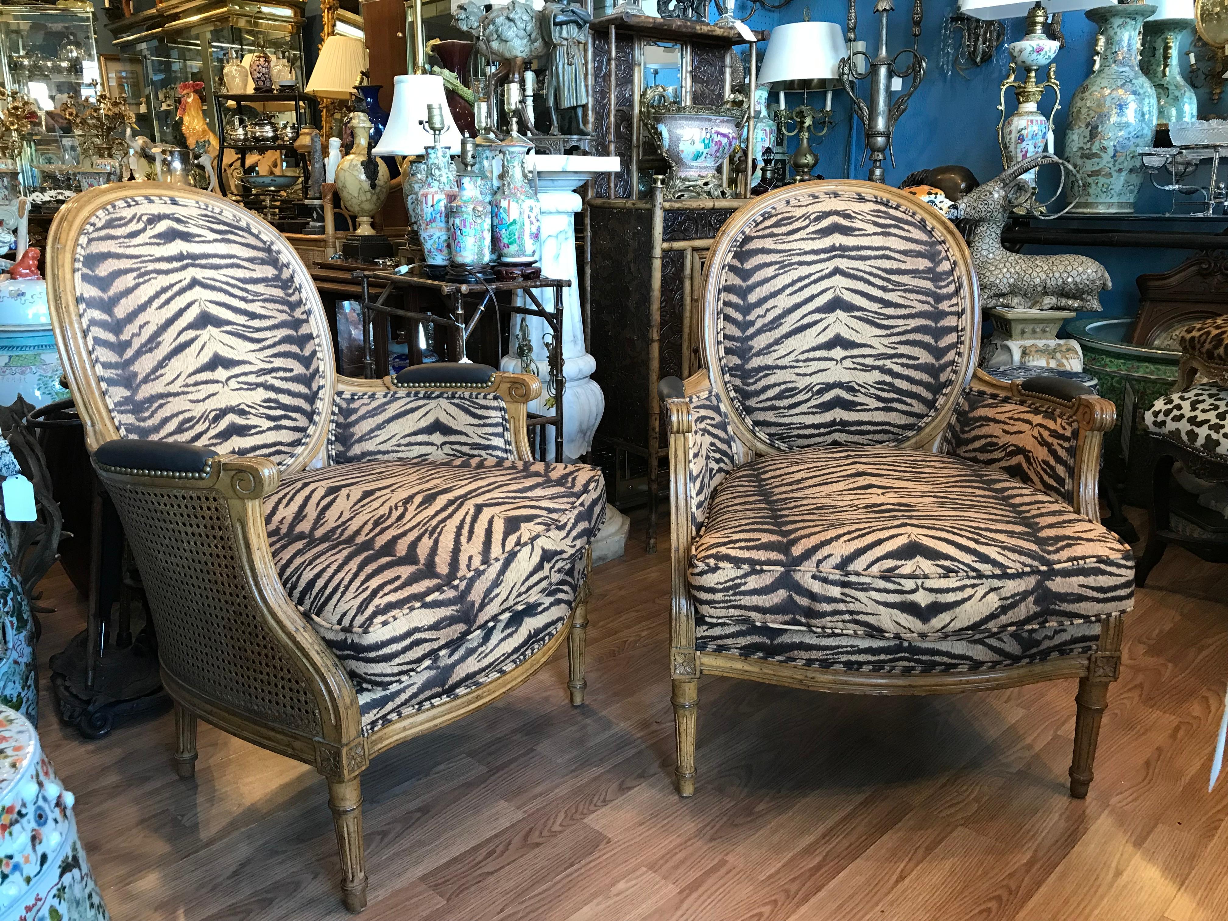 Pair of Louis XVI Style Bergers  For Sale 2