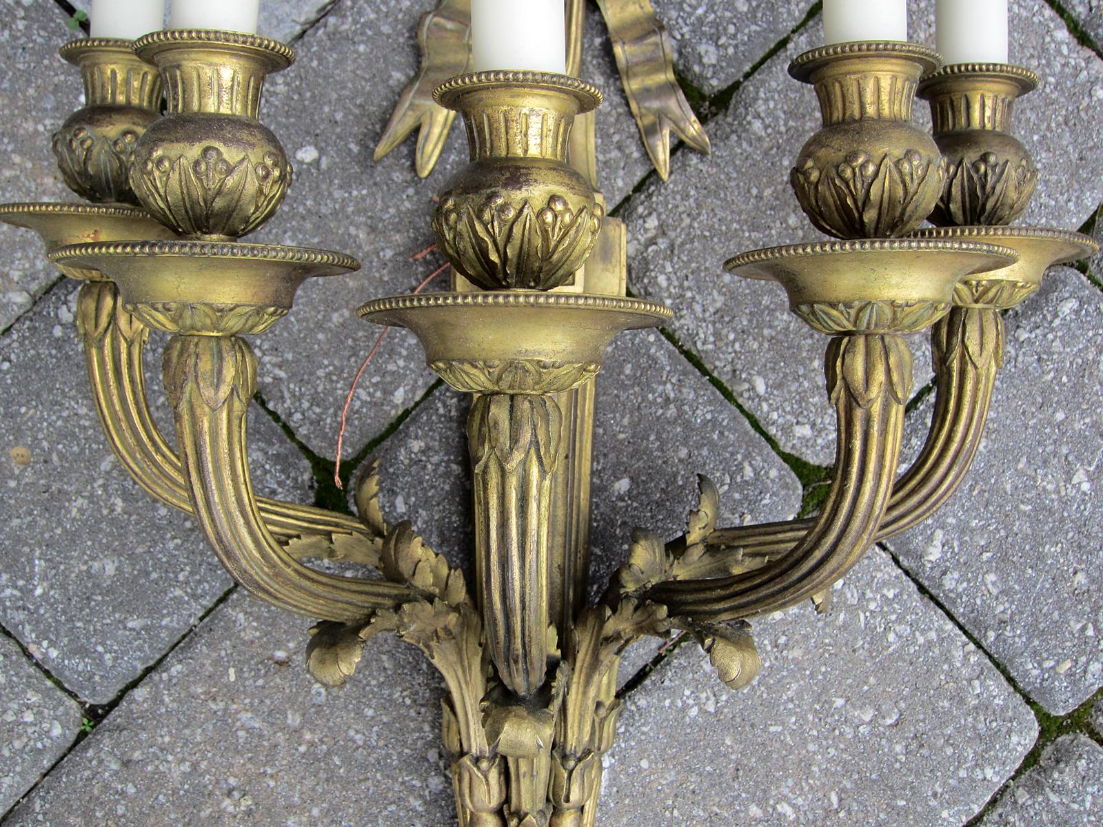 Pair of Louis XVI Style Bronze Five-Arm Sconces with Bows, circa 1900 For Sale 7