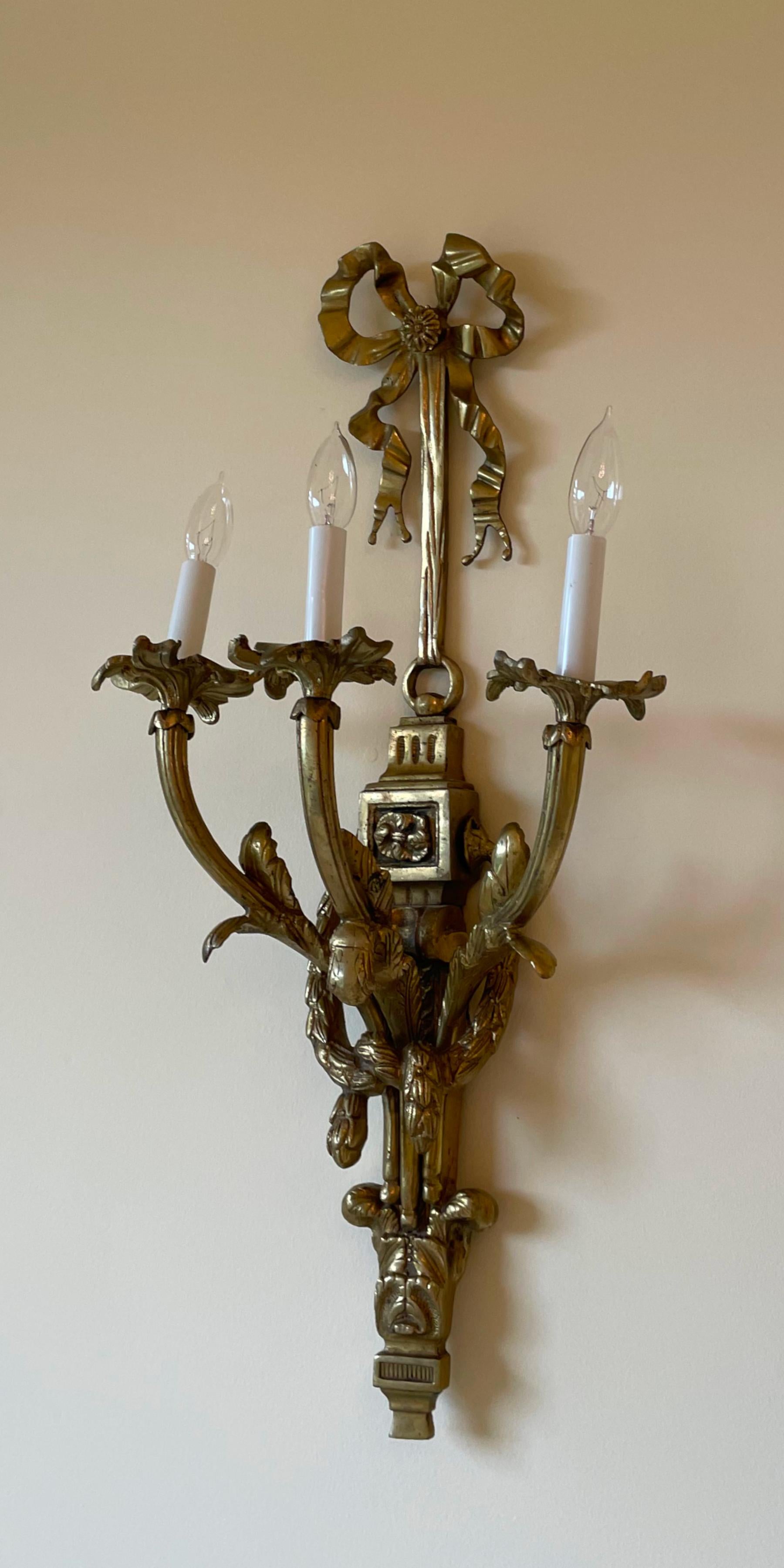  Pair of Louis XVI Style Bronze Wall Lights In Good Condition For Sale In West Palm Beach, FL