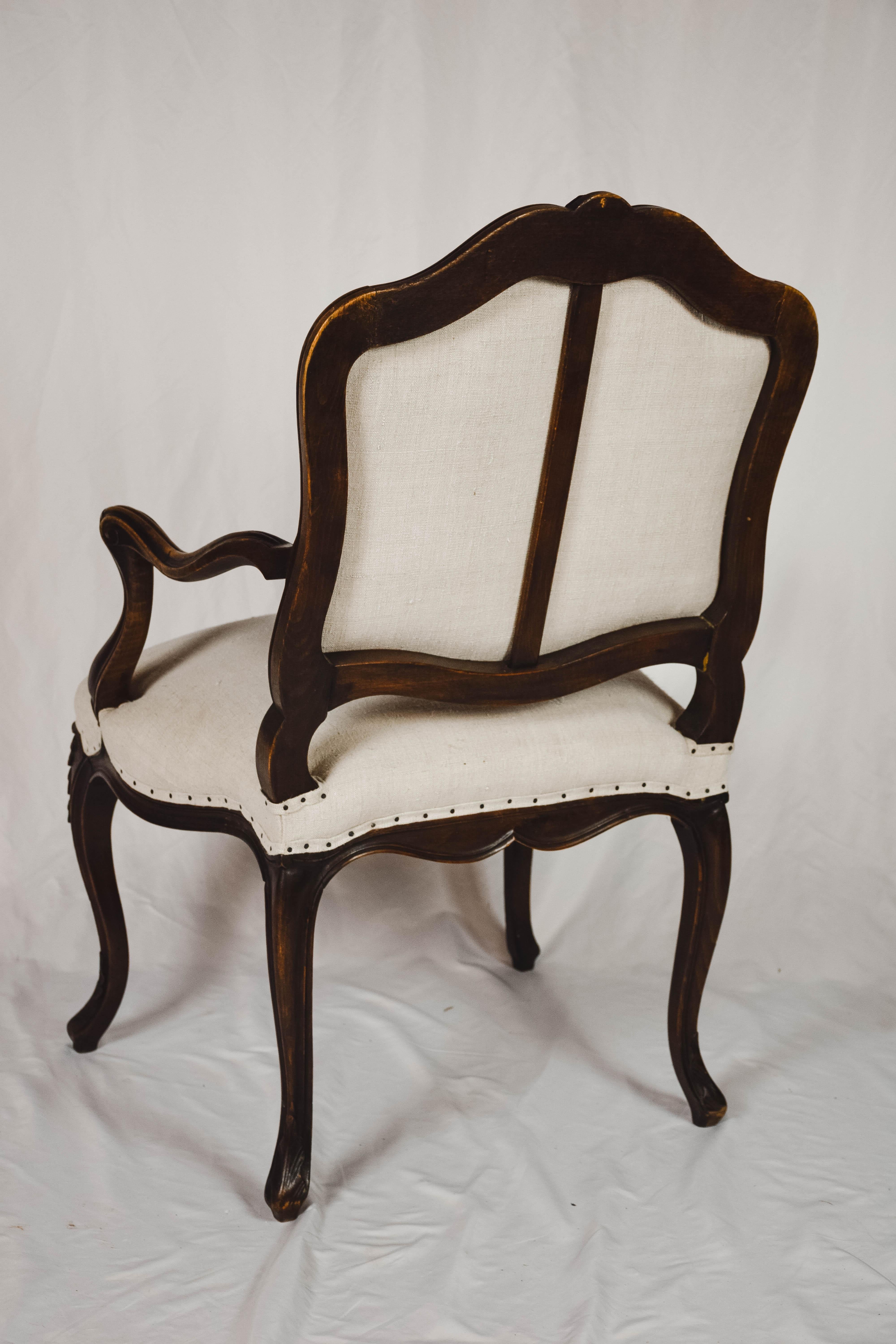 Pair of Louis XVI Style Carved Walnut Fauteuils Armchairs In Good Condition In Houston, TX