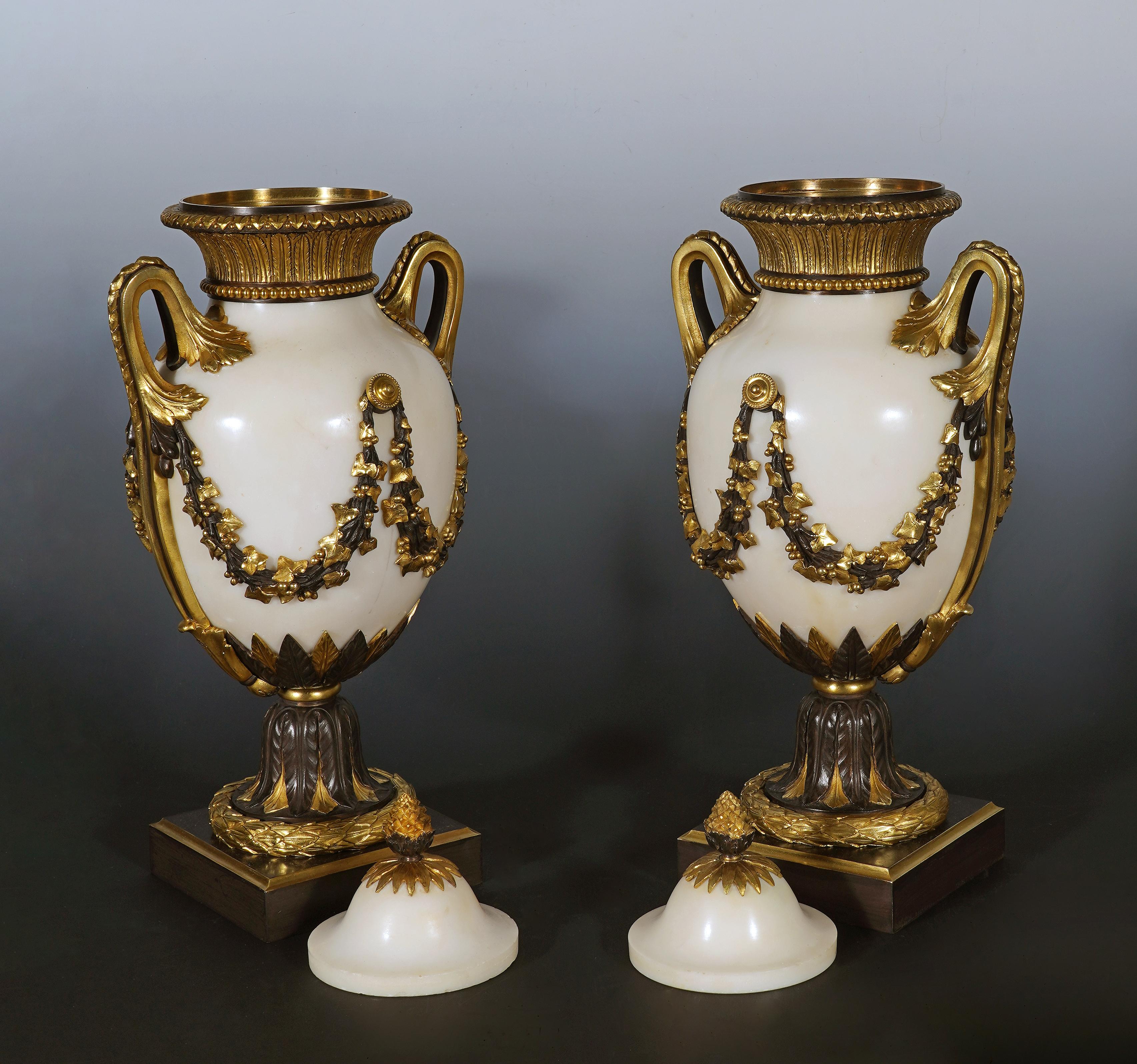 Gilt Pair of Louis XVI style Cassolettes attr. to H. Vian, France, circa 1890 For Sale