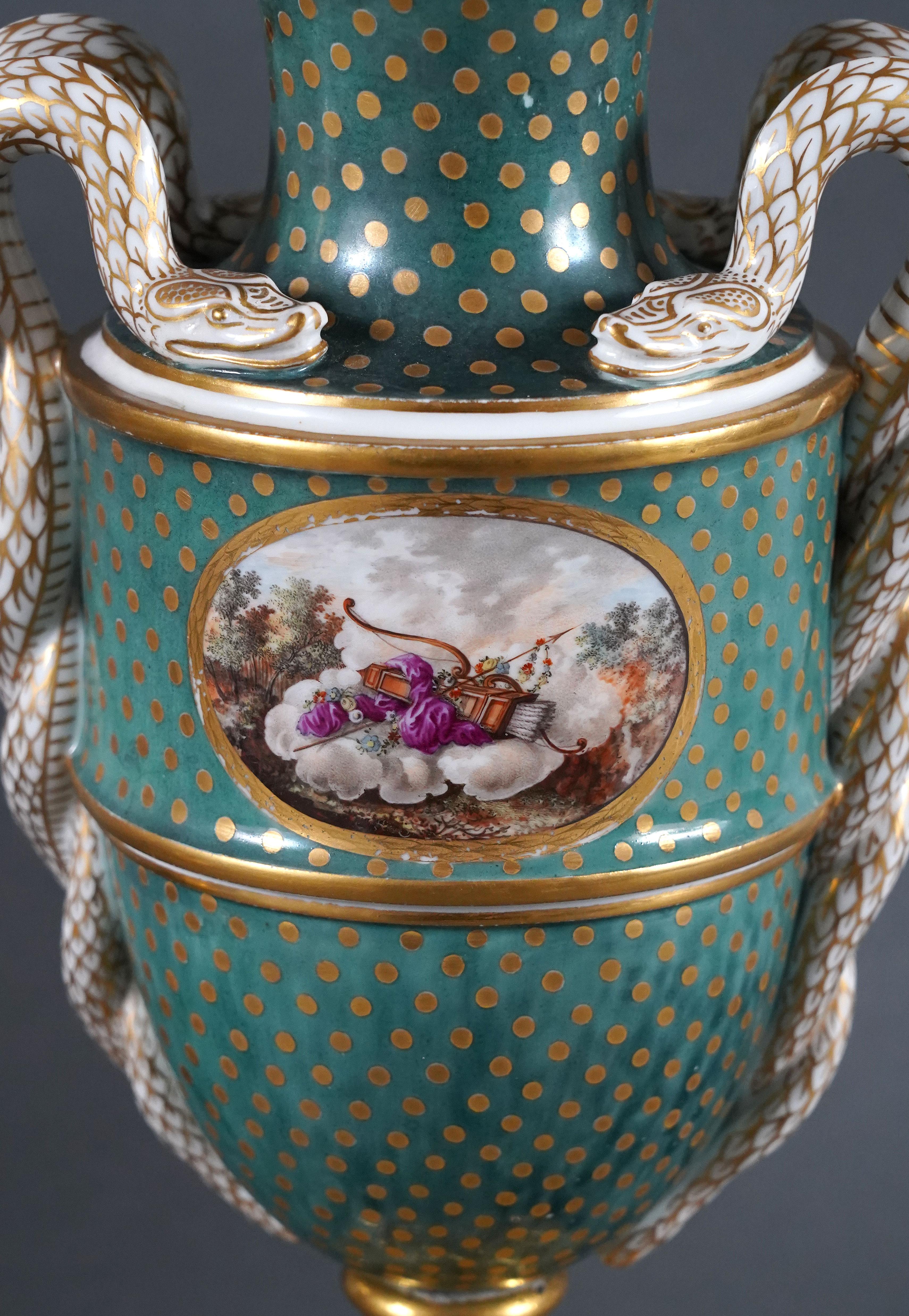 Pair of Louis XVI Style Covered Vases Attributed to Samson & Cie, France, c.1890 In Good Condition For Sale In PARIS, FR